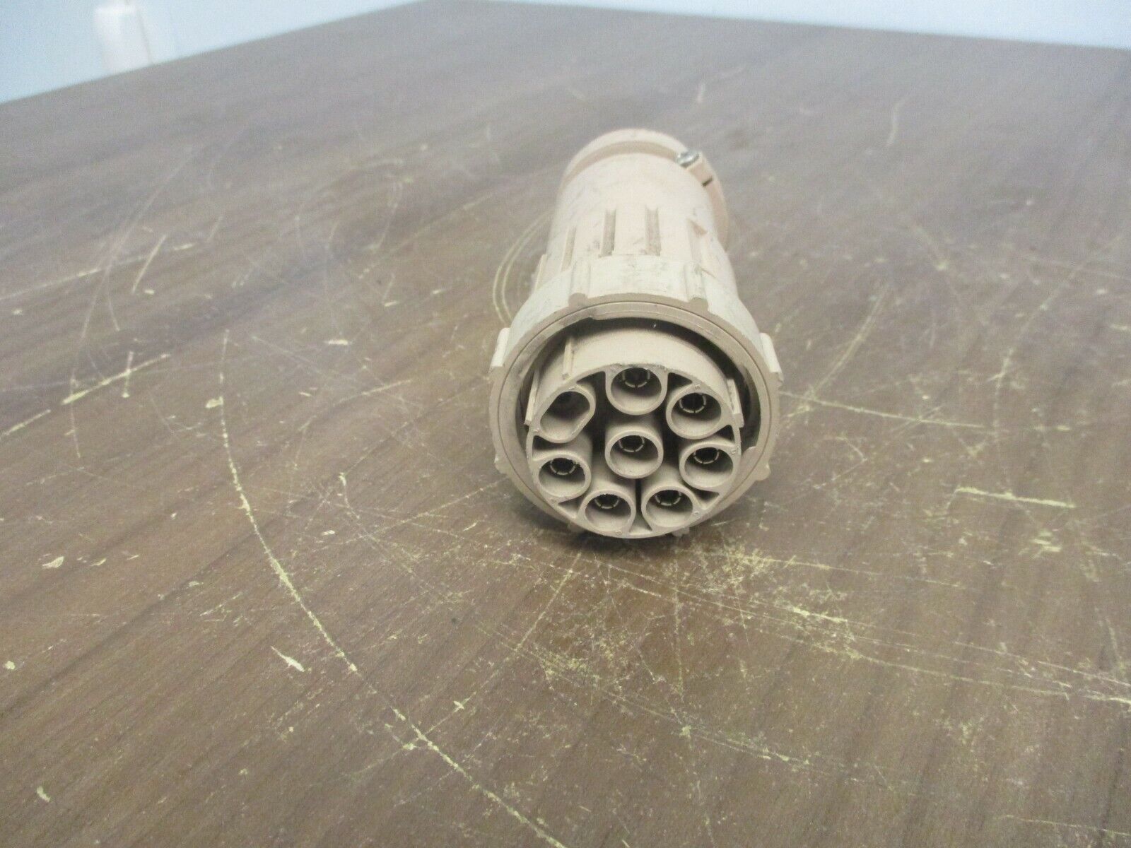 SOURIAU UTP Series Power Signal Connector 24-7 (7 x #8 Pins) (2 x #16 Pins) Used