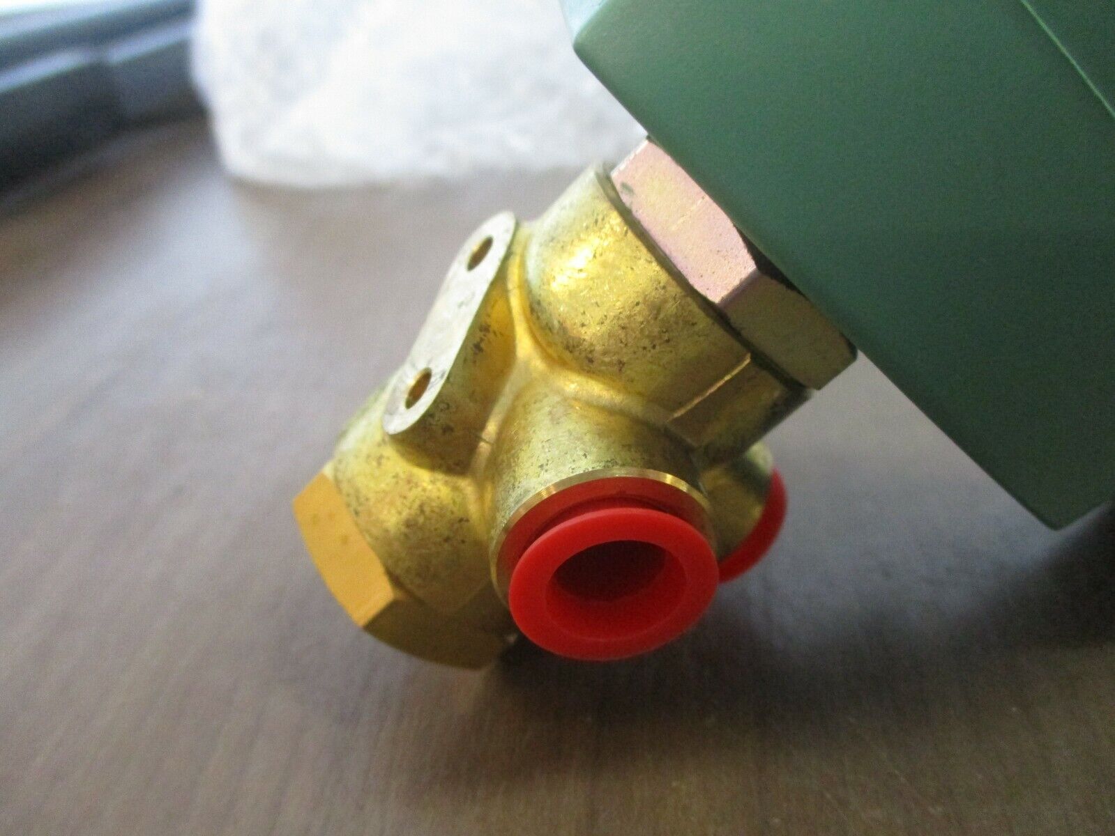 Asco Red Hat Solenoid Valve SD8320G176 24V 60Hz New Surplus