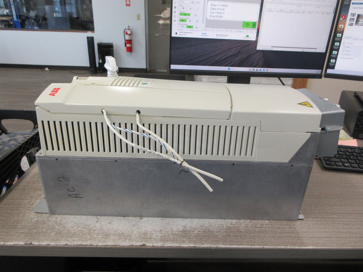 ABB ACH 401 AC Drive ACH401601632 20HP 3Ph *Broken Cover Clip* Used