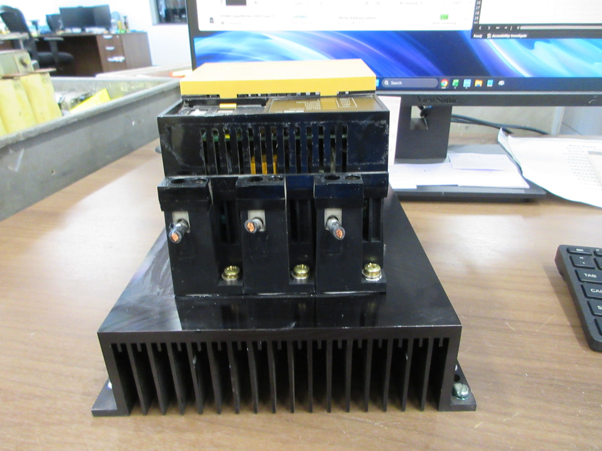 Allen-Bradley SMC Dialog Plus Soft Start 150-A35NBD Ser. B 25HP 208-480V 35A