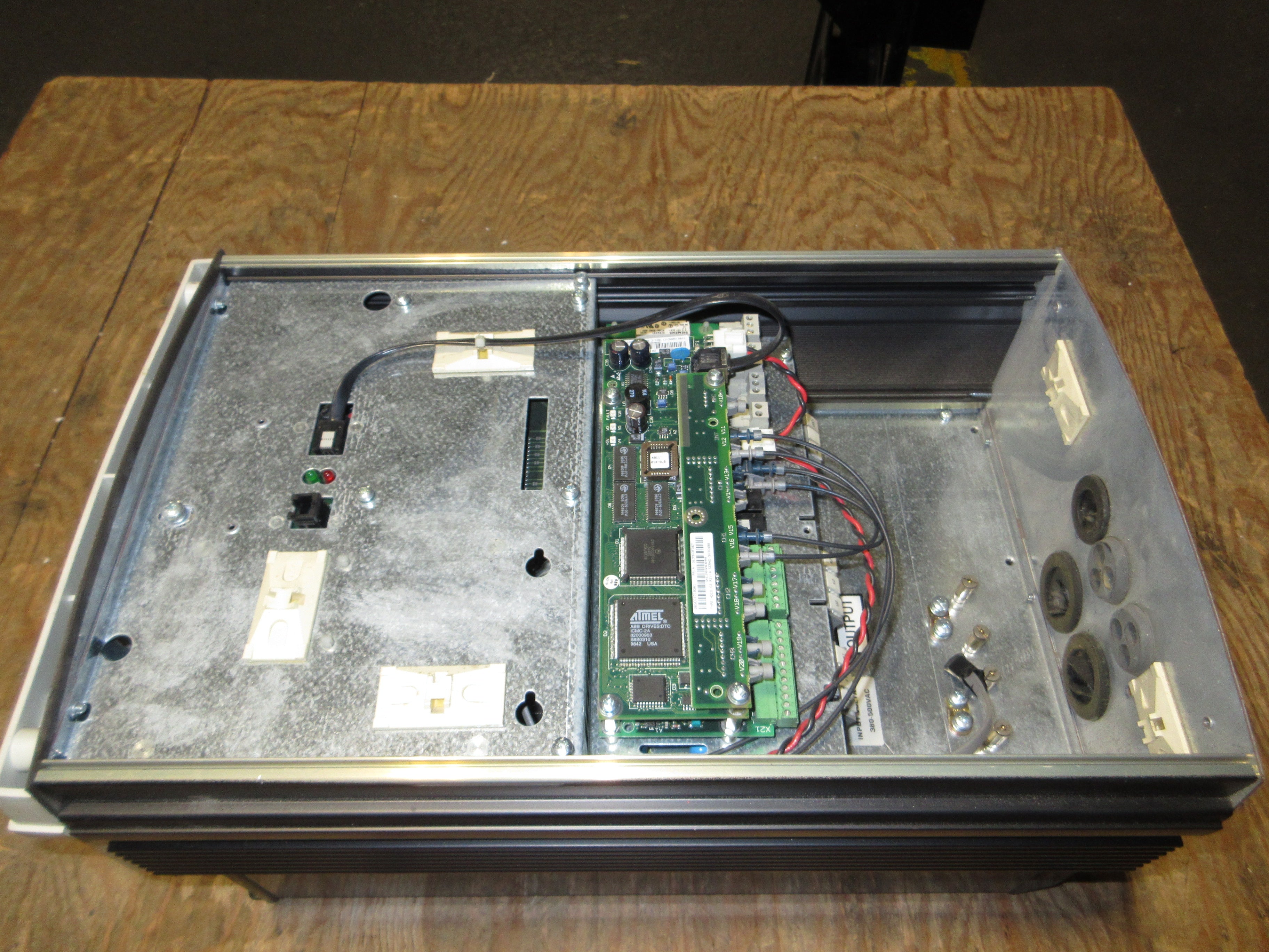 ABB ACS600AC Drive ACS601-0030-5-000B1200000 30HP *No Keypad* *No Cover* Used