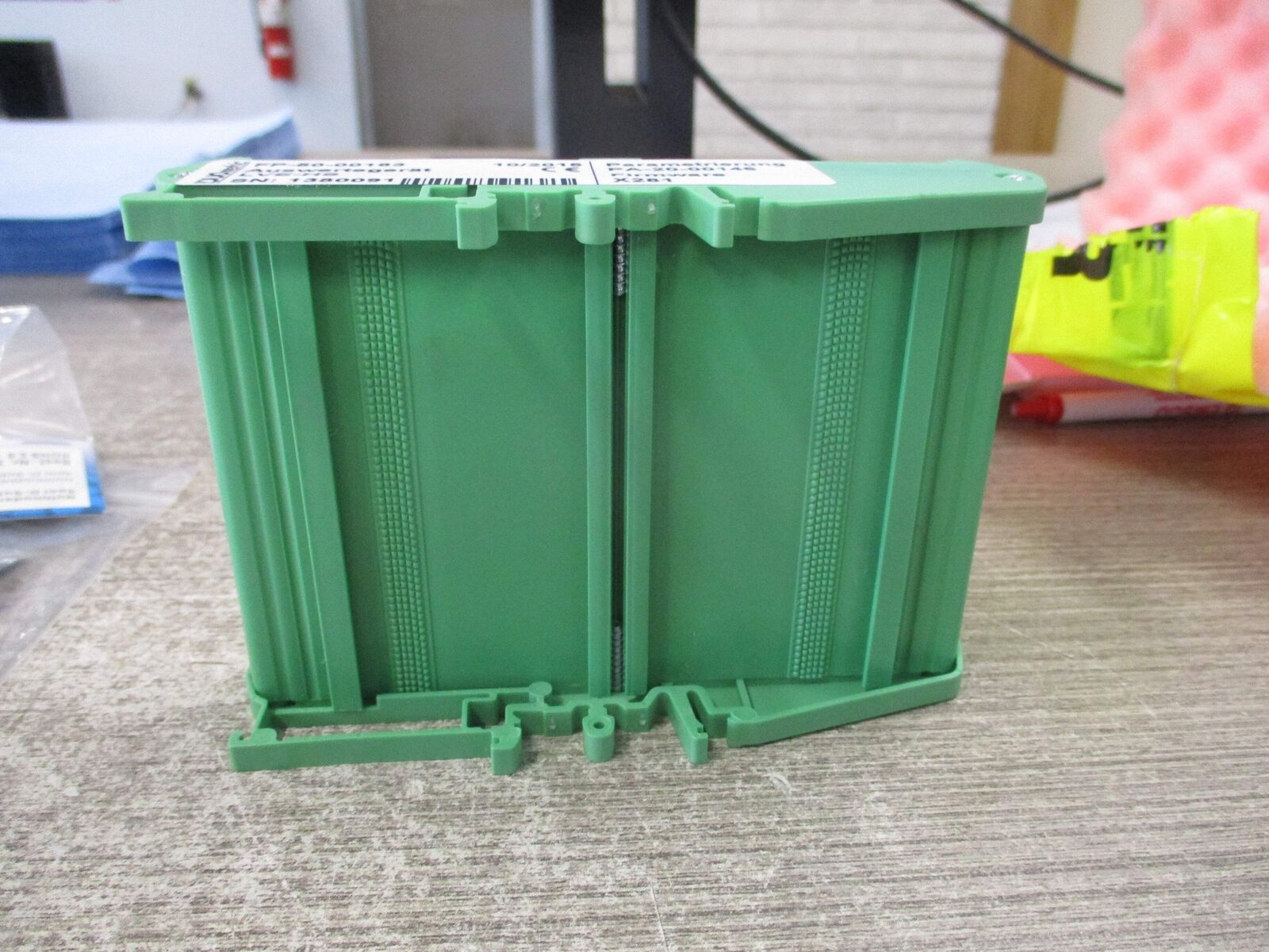 DUOmetric LVE-HS Controller FP-50-00183 F/W x281 * No Box * New Surplus