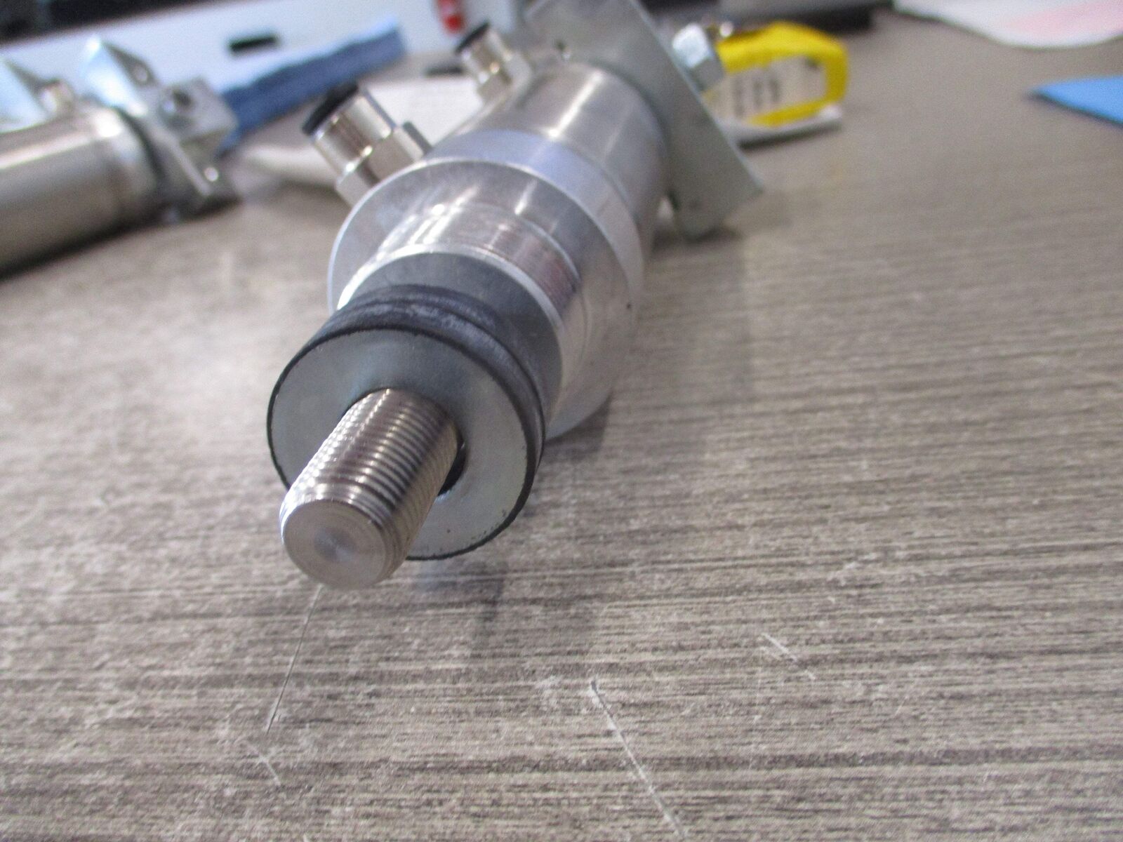 Festo Pneumatic Air Cylinder DSEU-40-24-P-A--SA 10 Bar Used