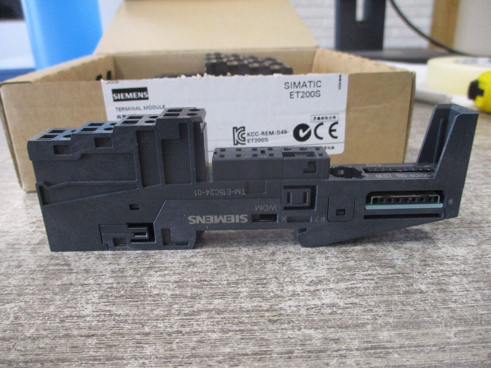 Siemens Terminal Module 6ES7 193-4CB30-0AA0 * Box of 4 * New Surplus