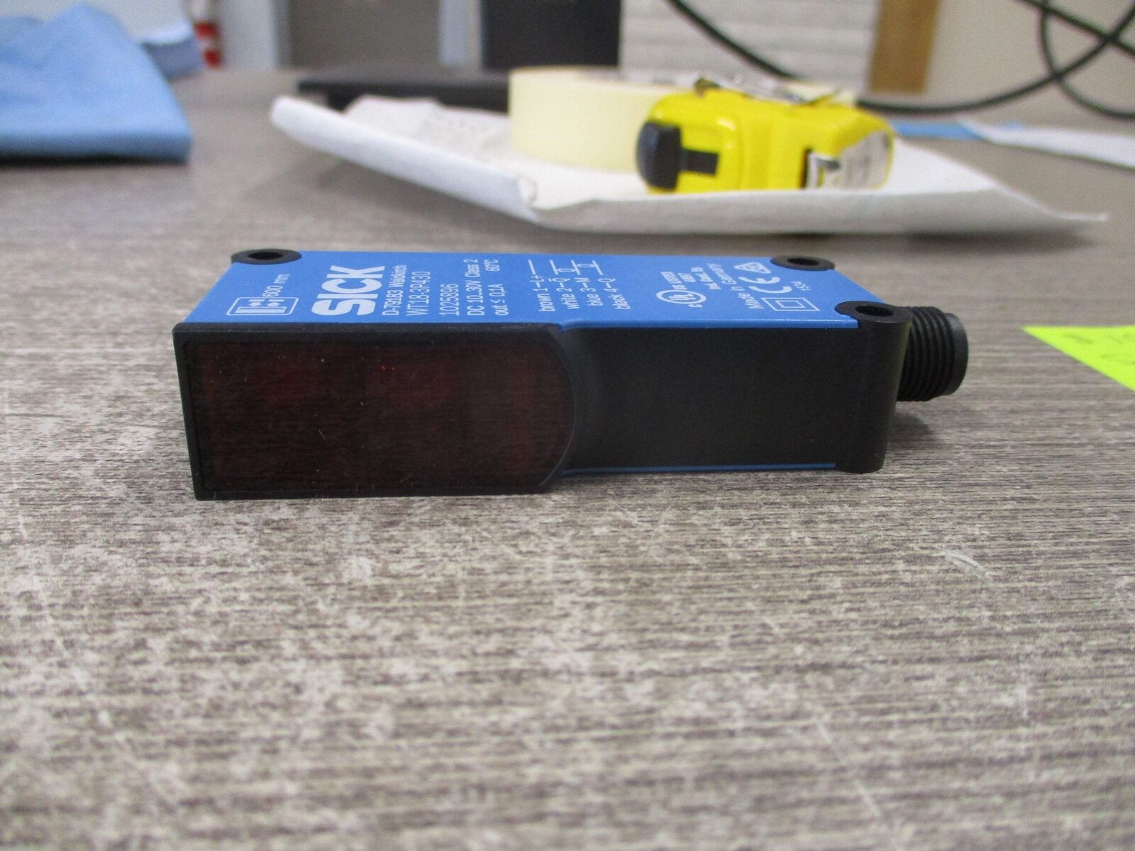 Sick Photoelectric Sensor WT18-3P430 Used