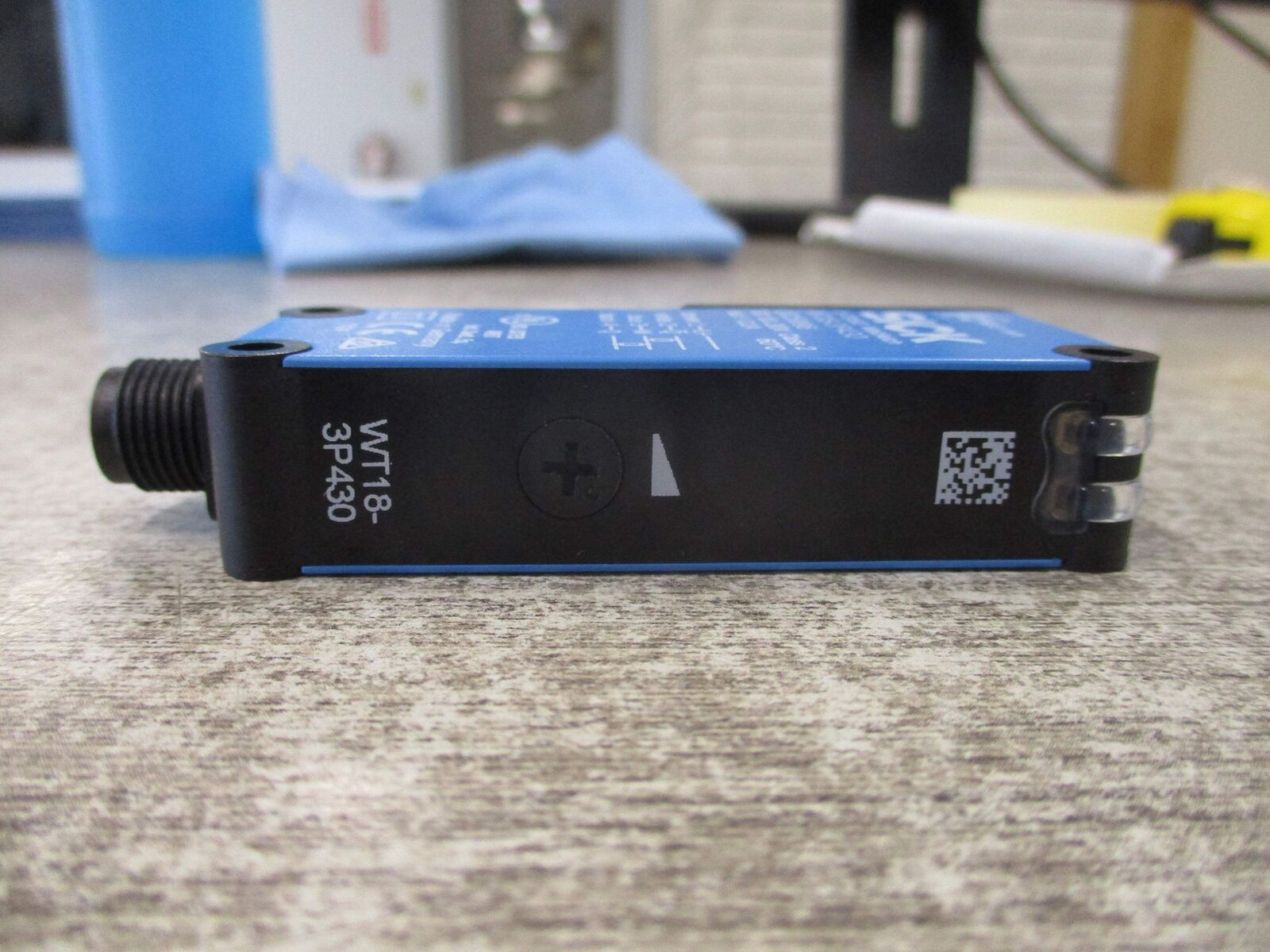 Sick Photoelectric Sensor WT18-3P430 Used