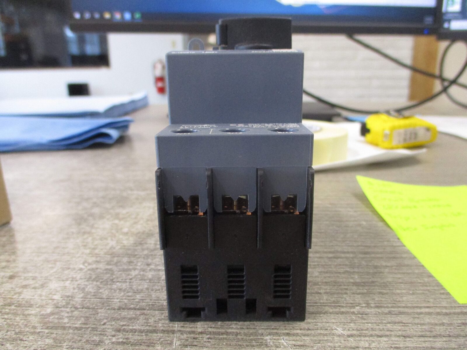 Siemens Circuit Breaker 3RV2011-1AA10 Trip: 1.1-1.6A New Surplus