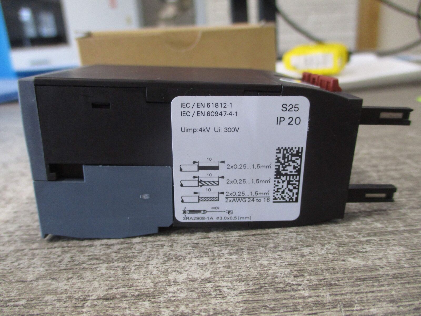 Siemens Timing Relay 3RA2812-2DW10 New Surplus