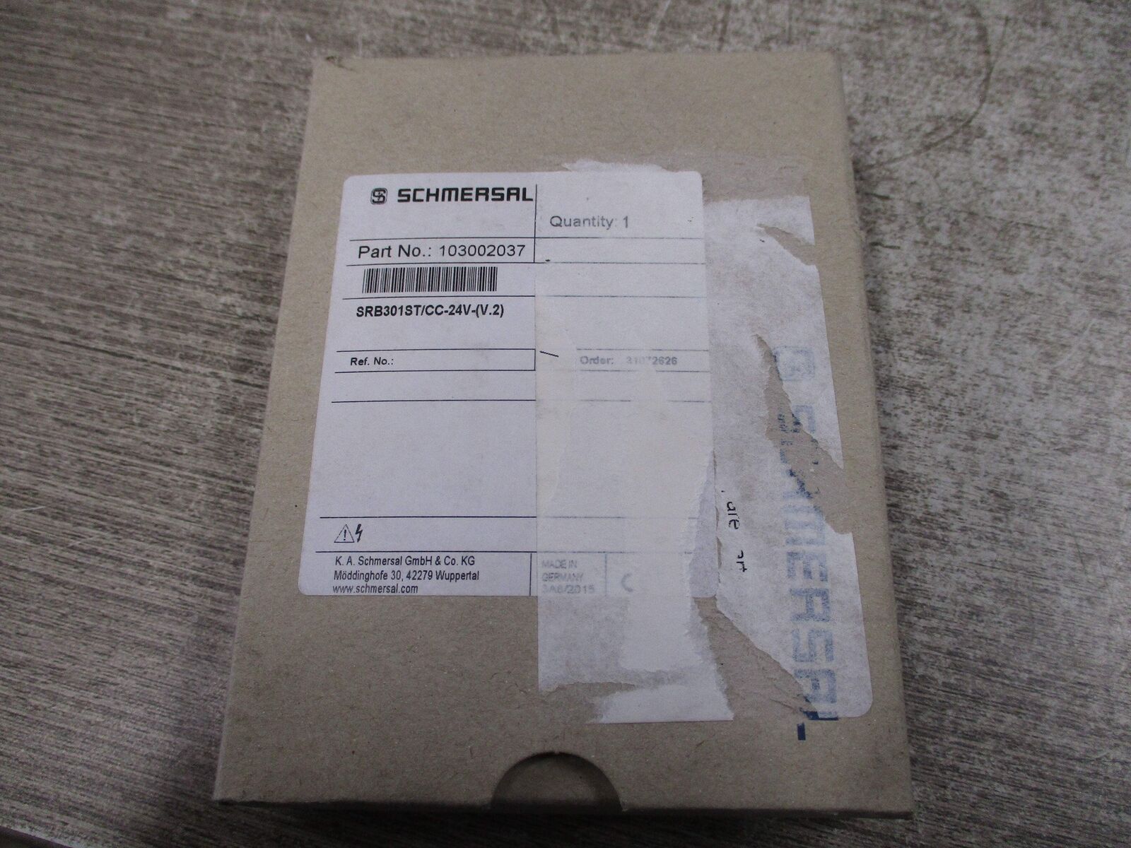Schmersal Safety Relay 103002037 SRB301ST/CC-24V-(V.2) New Surplus