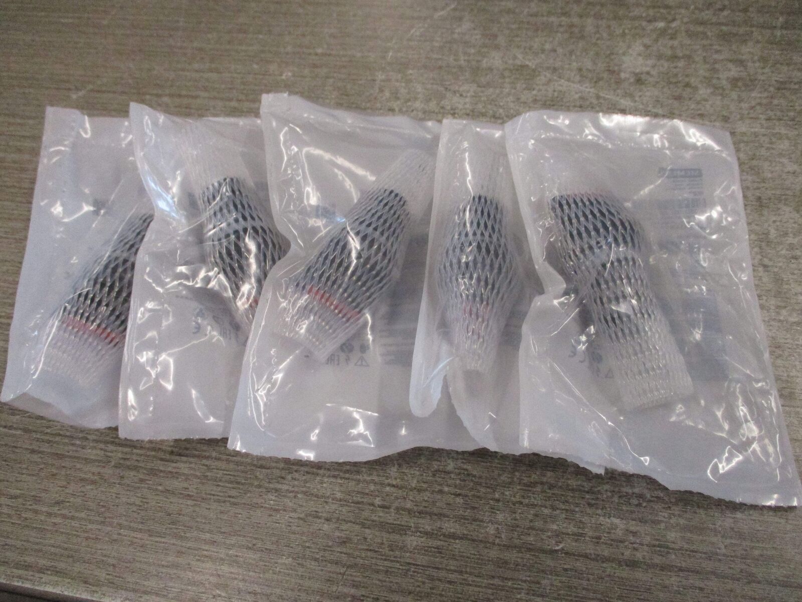 Siemens Selector Switch 3SU1002-0BF20-0AA0 Type 3R,4X,12 Enclosure * Lot of 5 *