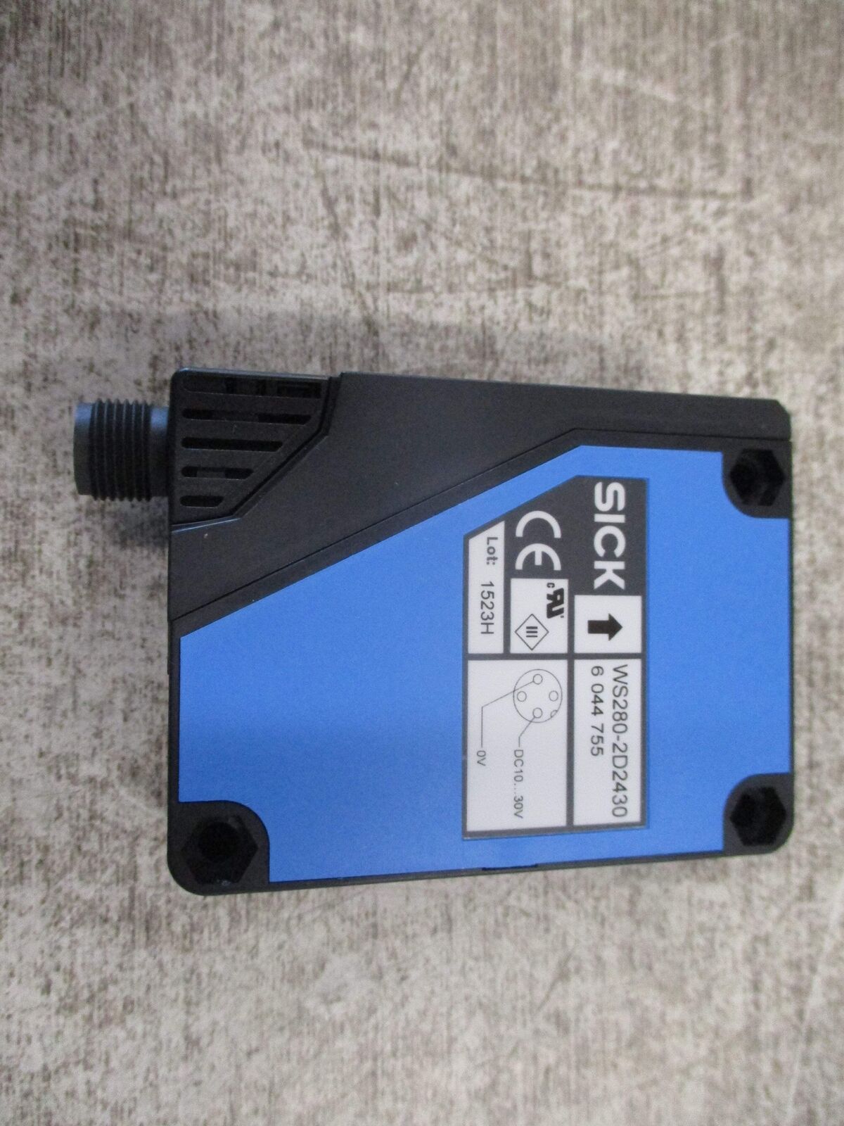 Sick Photoelectric Sensor WS280-2D2430 * No Box * New Surplus