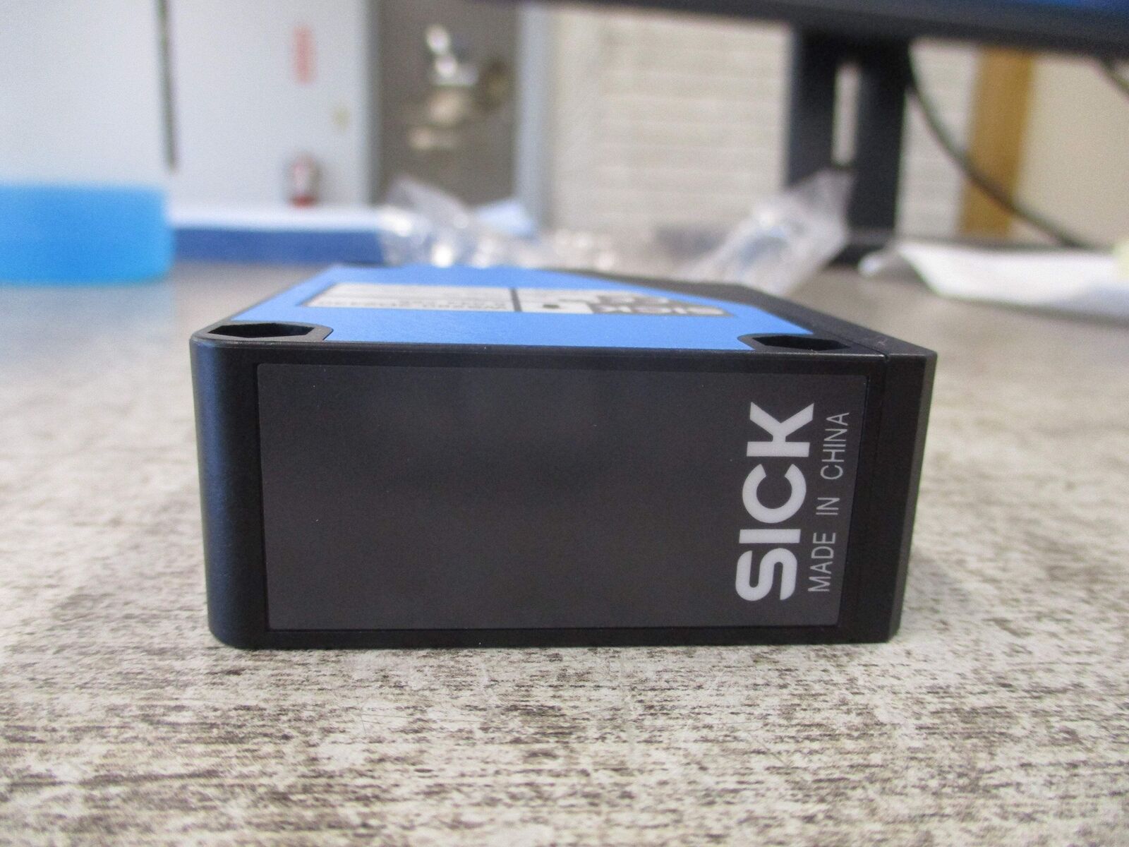 Sick Photoelectric Sensor WS280-2D2430 * No Box * New Surplus