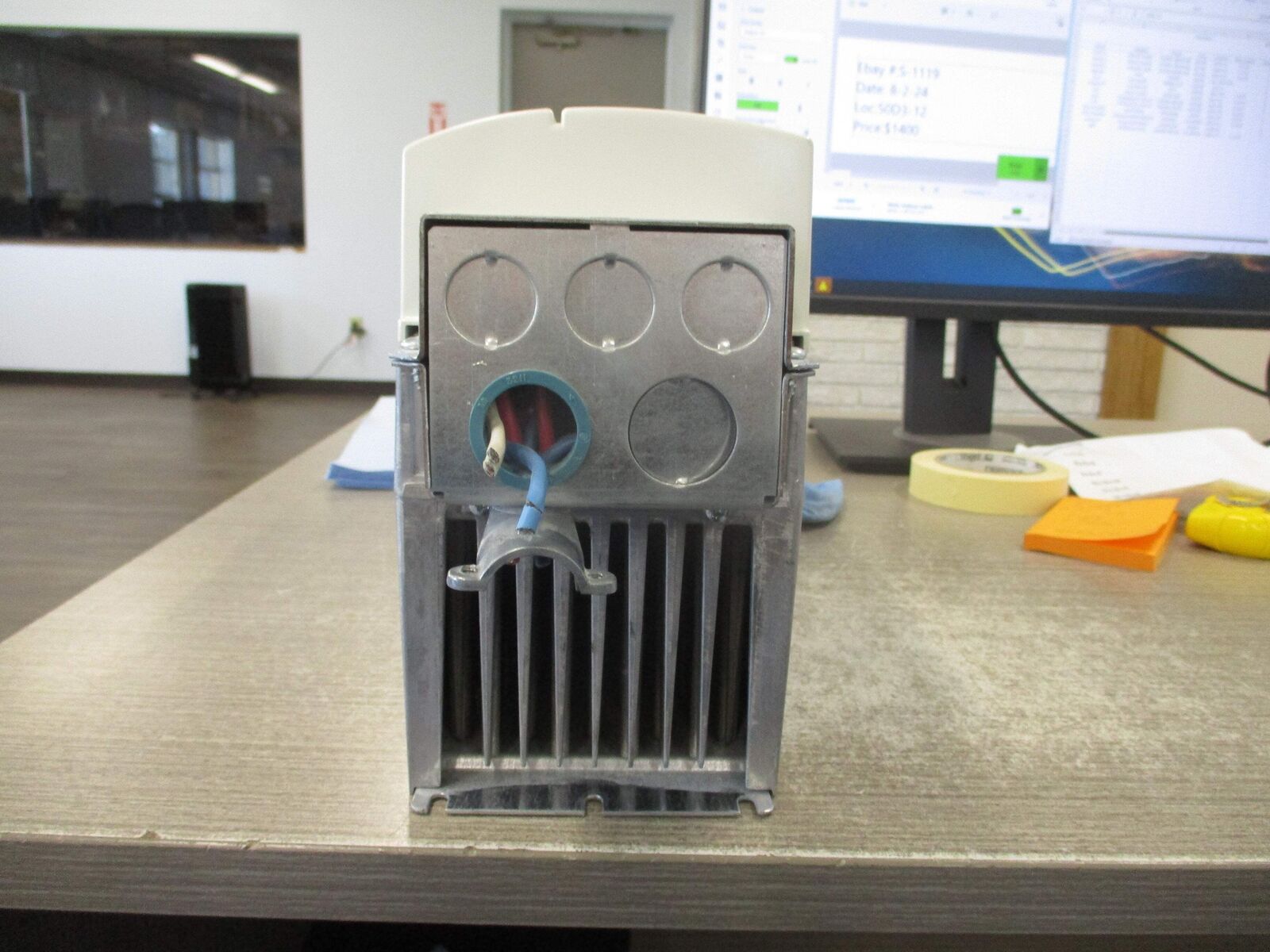 ABB ACH401 AC Drive ACH401601132 15HP 3Ph Input: 3PH / 380-480V / 21.5A/A / 48-6