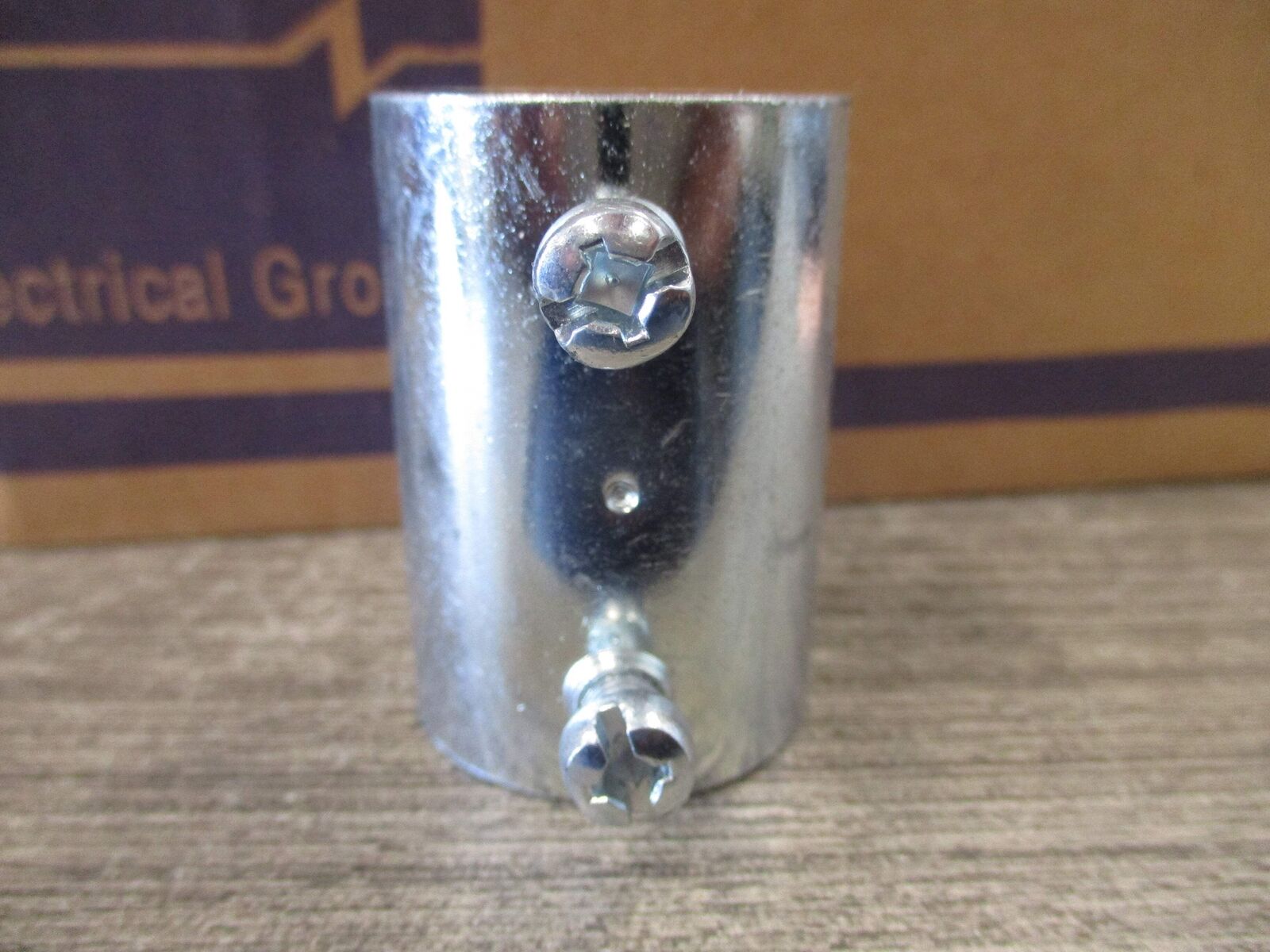 EGS Set-Screw EMT Coupling 5100S 1" * Box of 20 * New Surplus