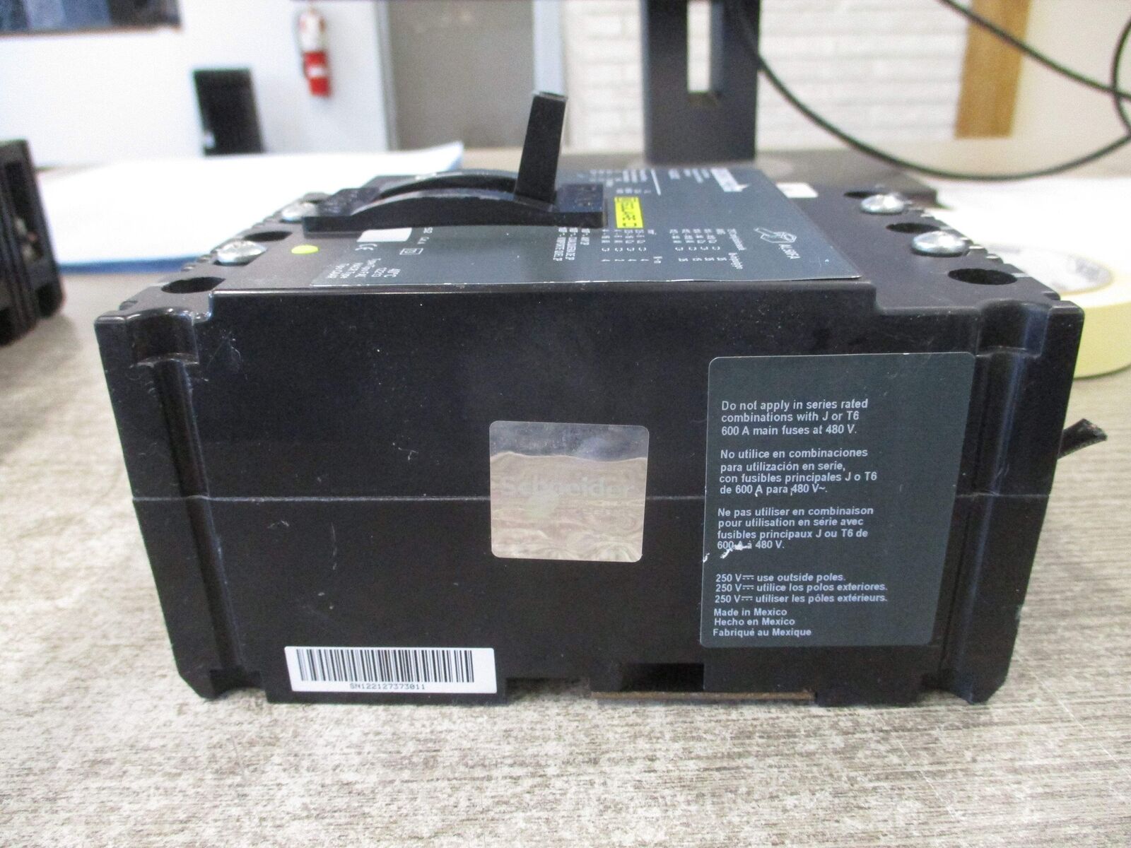 Square D Circuit Breaker FAL34030 30A 480V 3P Used