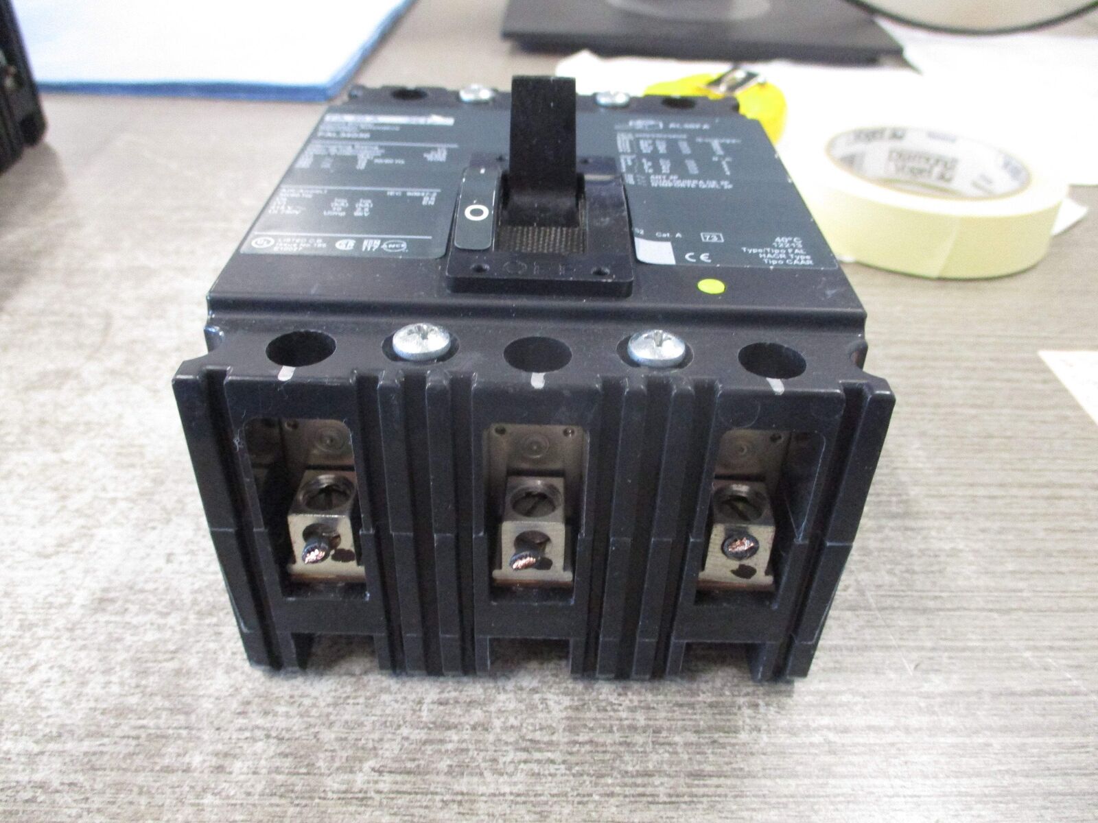 Square D Circuit Breaker FAL34030 30A 480V 3P Used