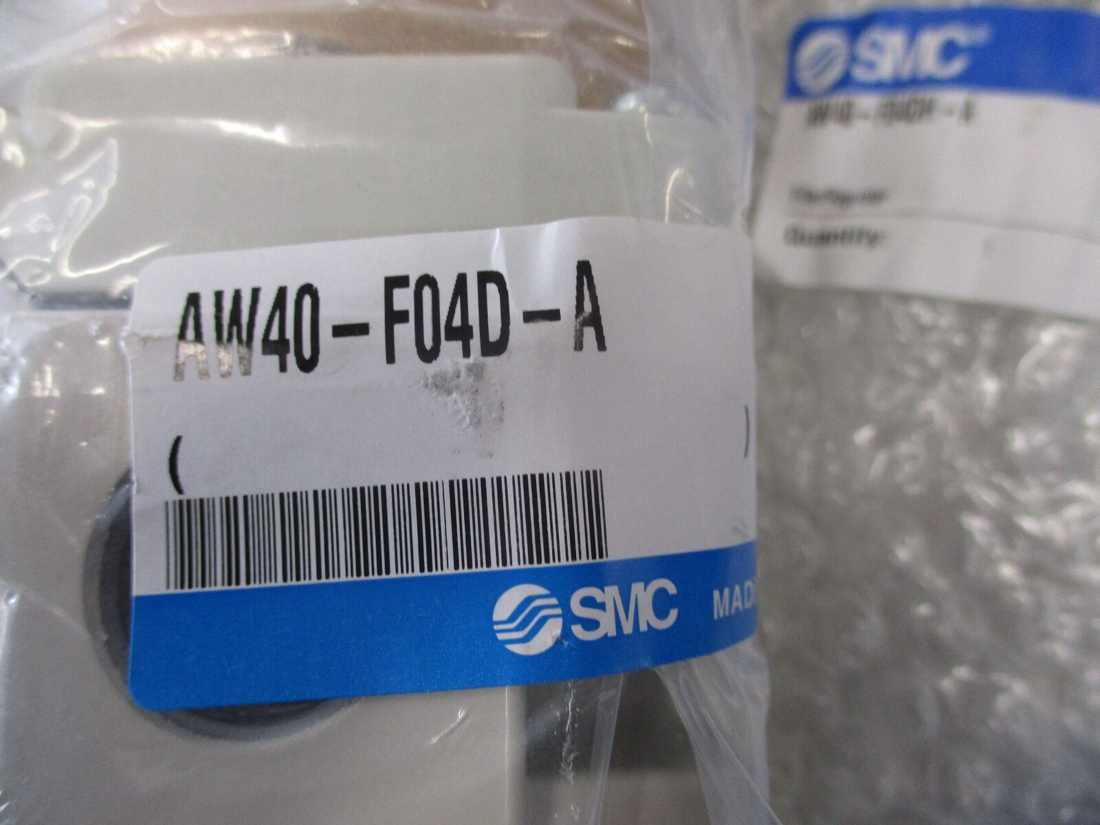 SMC Filter/Regulator AW40-F04DH-A * No Box * New Surplus