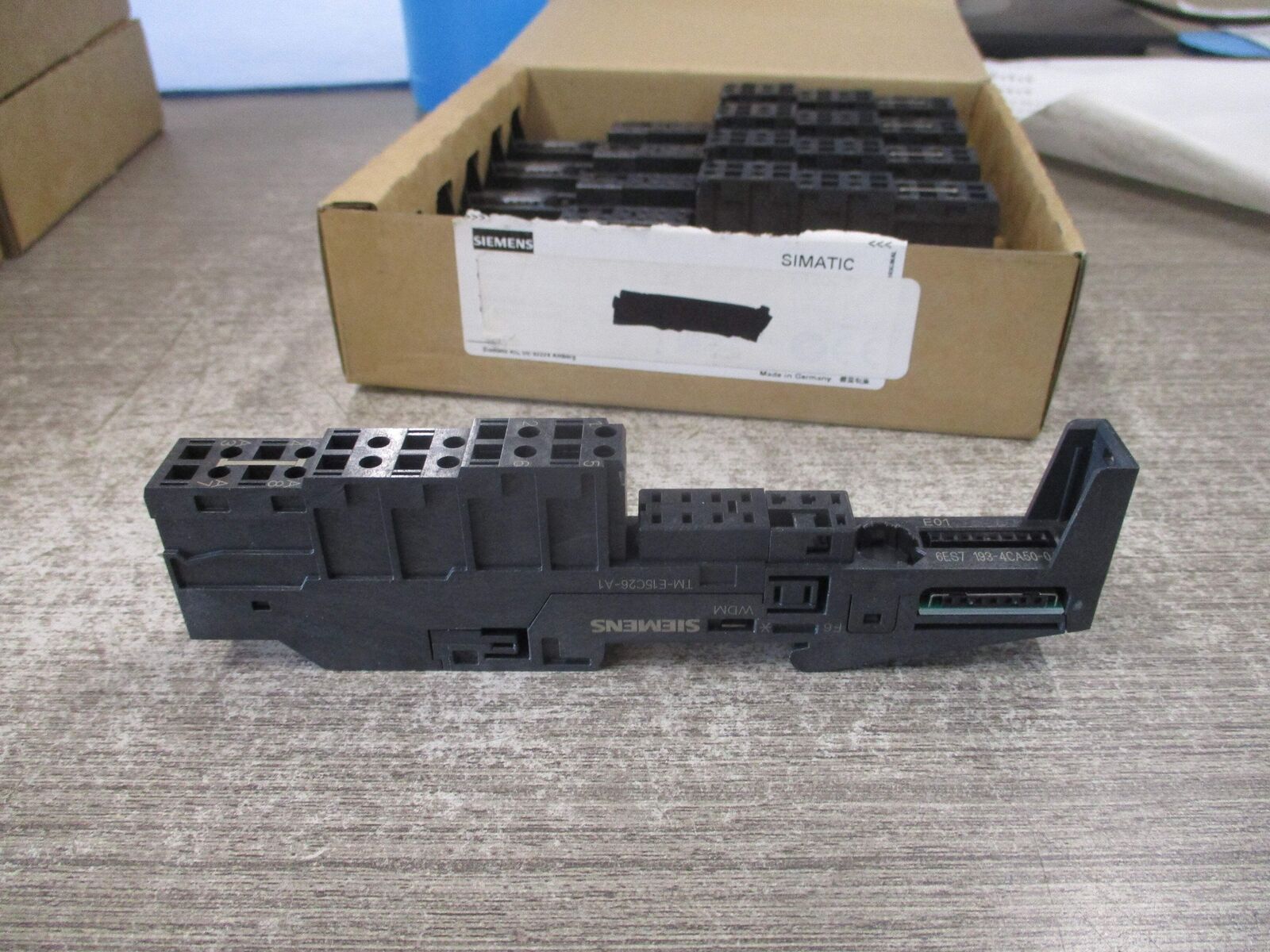 Siemens Simatic ET2005 Terminal Module 6ES7 193-4CA50-0AA0 8 Box of 5 * New Surp