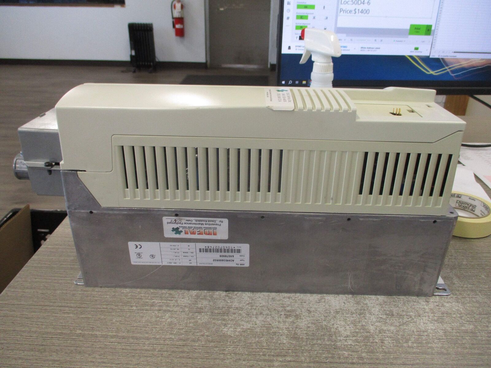ABB ACH401 AC Drive ACH401600932 10 HP 3Ph Input: 380-480 V 14.8 A 48-63 Hz Outp