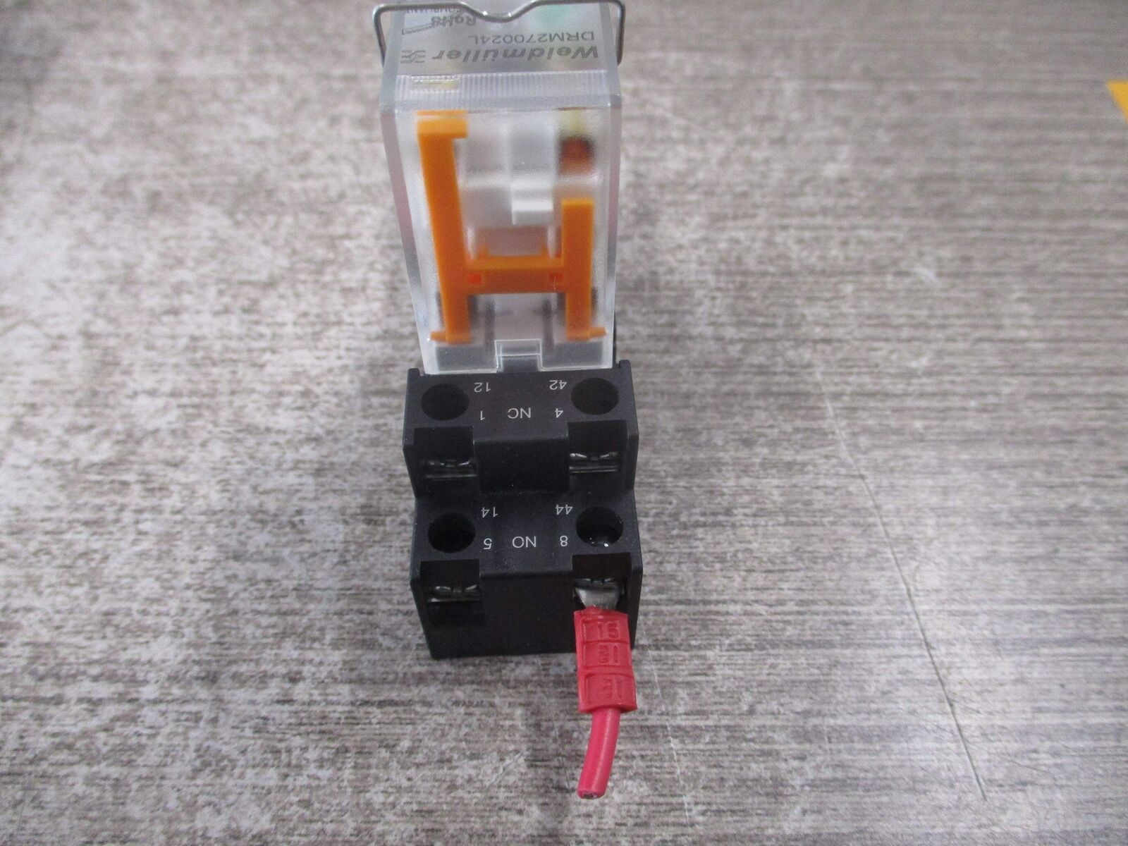 Weidmuller DRM270024L Relay 7760056060 24VDC Coil W/Base Used