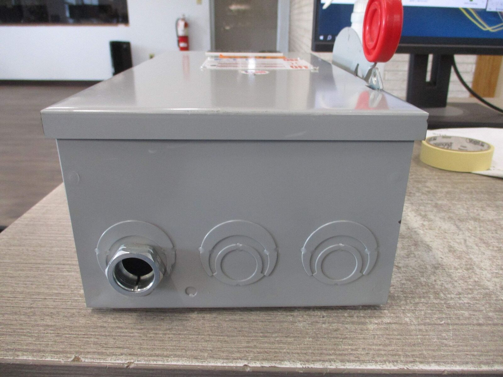 Eaton Fusible Safety Switch/Disconnect DH362UGK Ser. B 60A 600V 3P Used