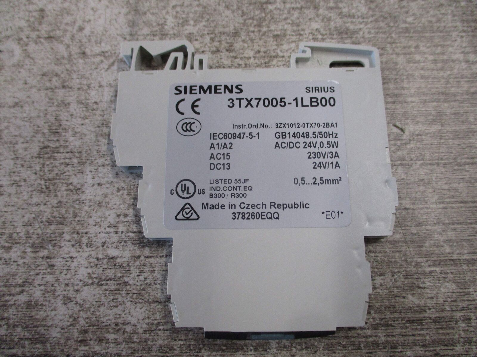 Siemens Sirius Output Coupling Link 3TX7005-1LB00 24V AC/DC 230VAC * No Box * Ne