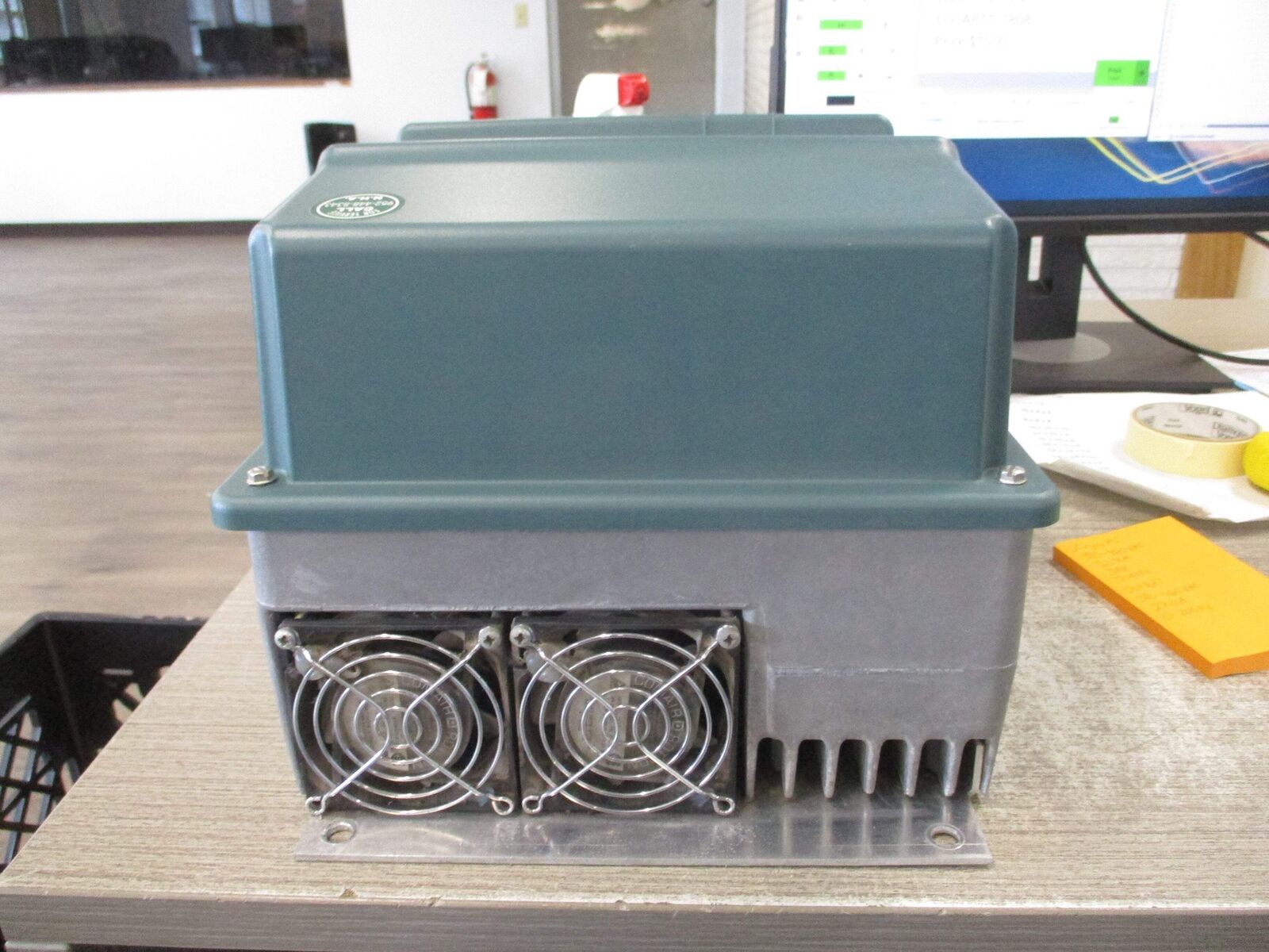 Reliance VTAC7 GV 3000/SE AC Drive 20V4260 20HP 3Ph Input: 380-460VAC 32.7A 3PH