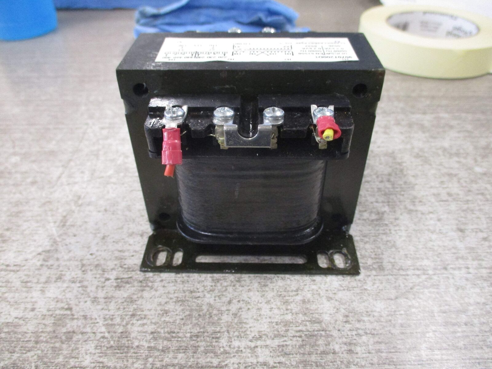 Square D Transformer 9070T200D1 0.2KVA * Missing (2) Terminal Screws * used.