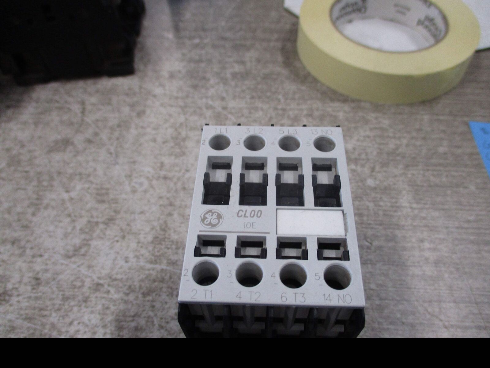 GE Contactor CL00A310T 120V coil 25A 600V Used