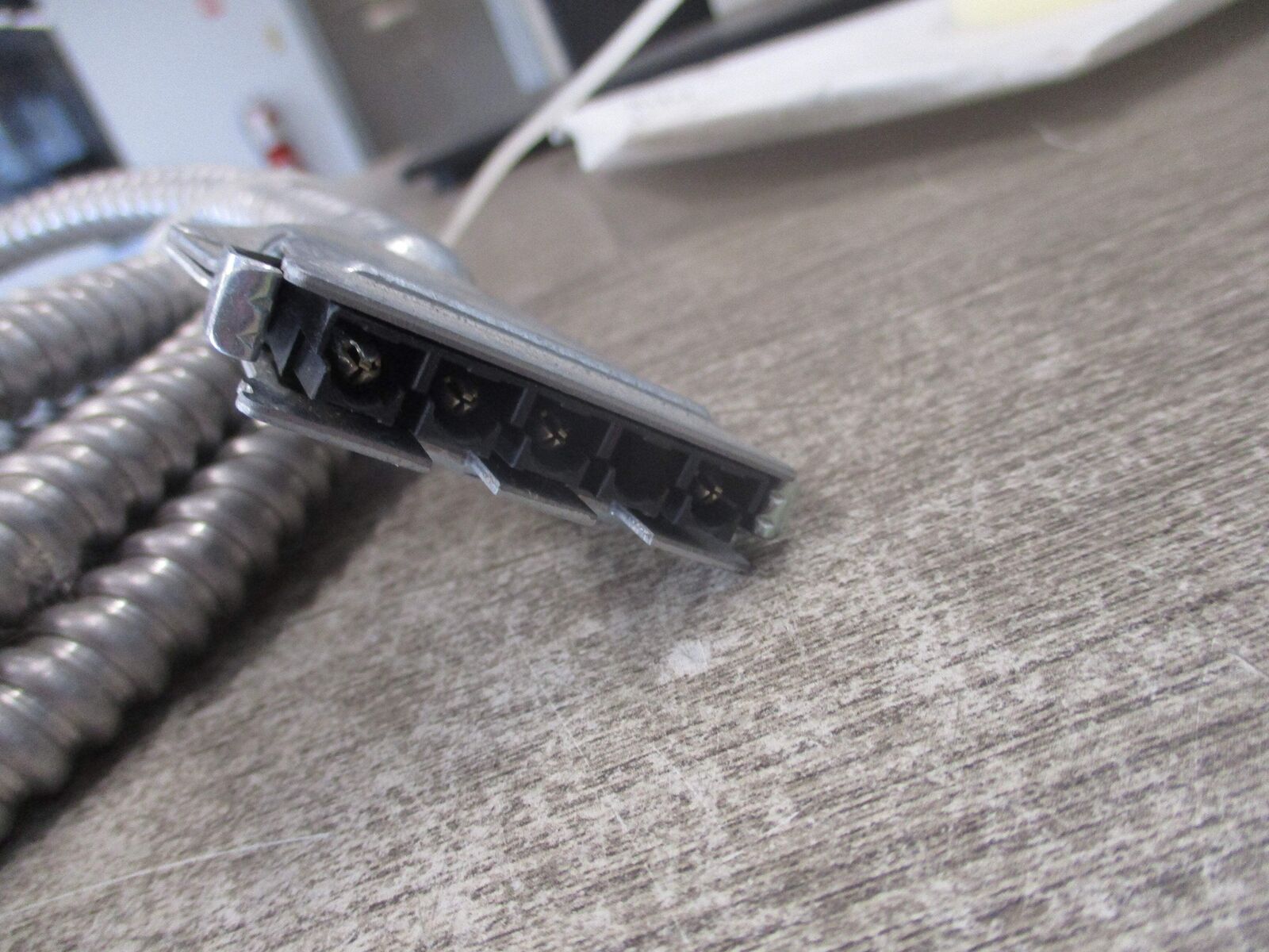 Reloc Standard Selector Cable OFC 277 12/3G 13 RRL G 277V Used