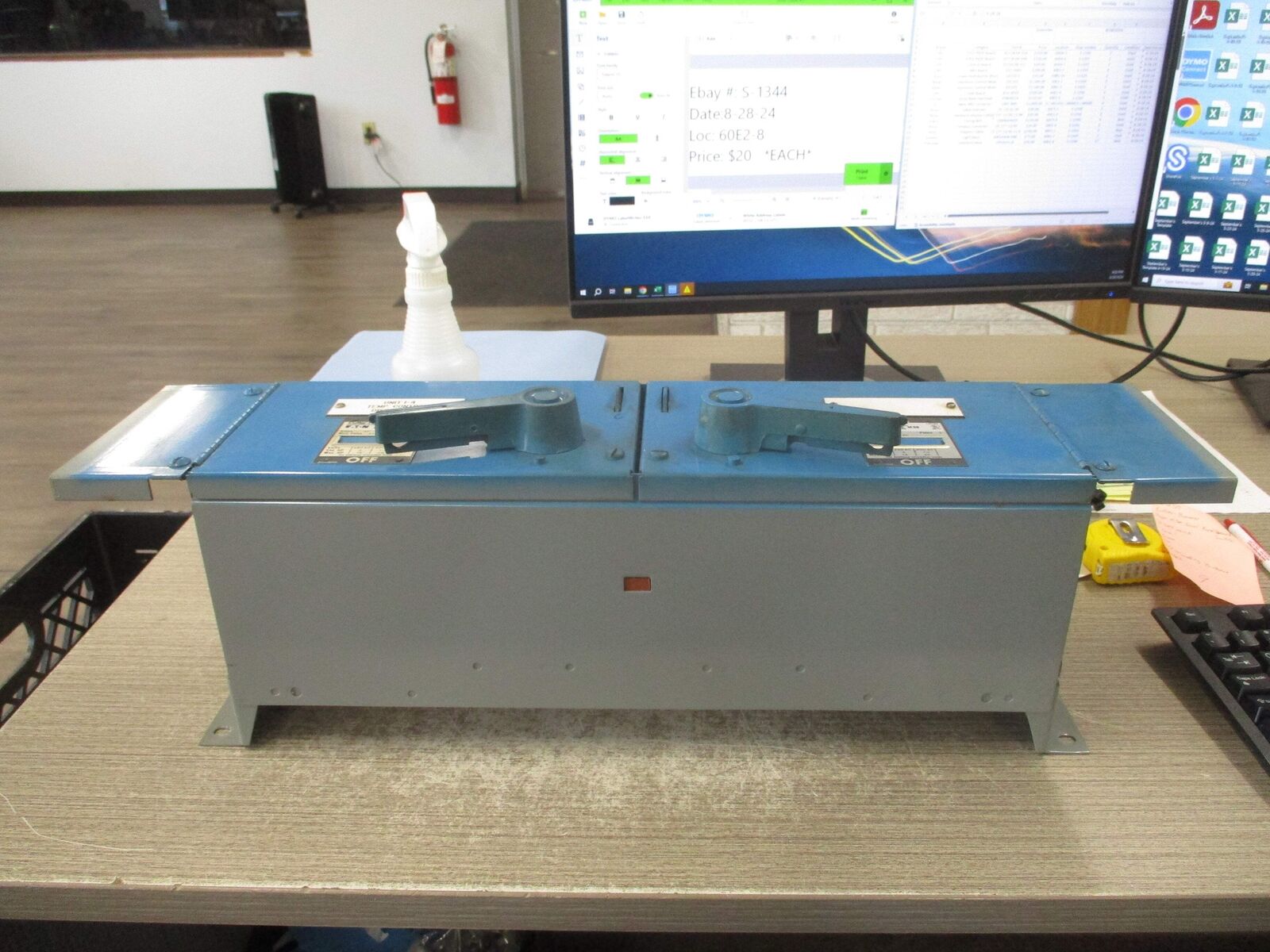 Cutler-Hammer Type M50 Dual Panel Board Switch FDPT3611R 30A 600V 3P W/Mounting