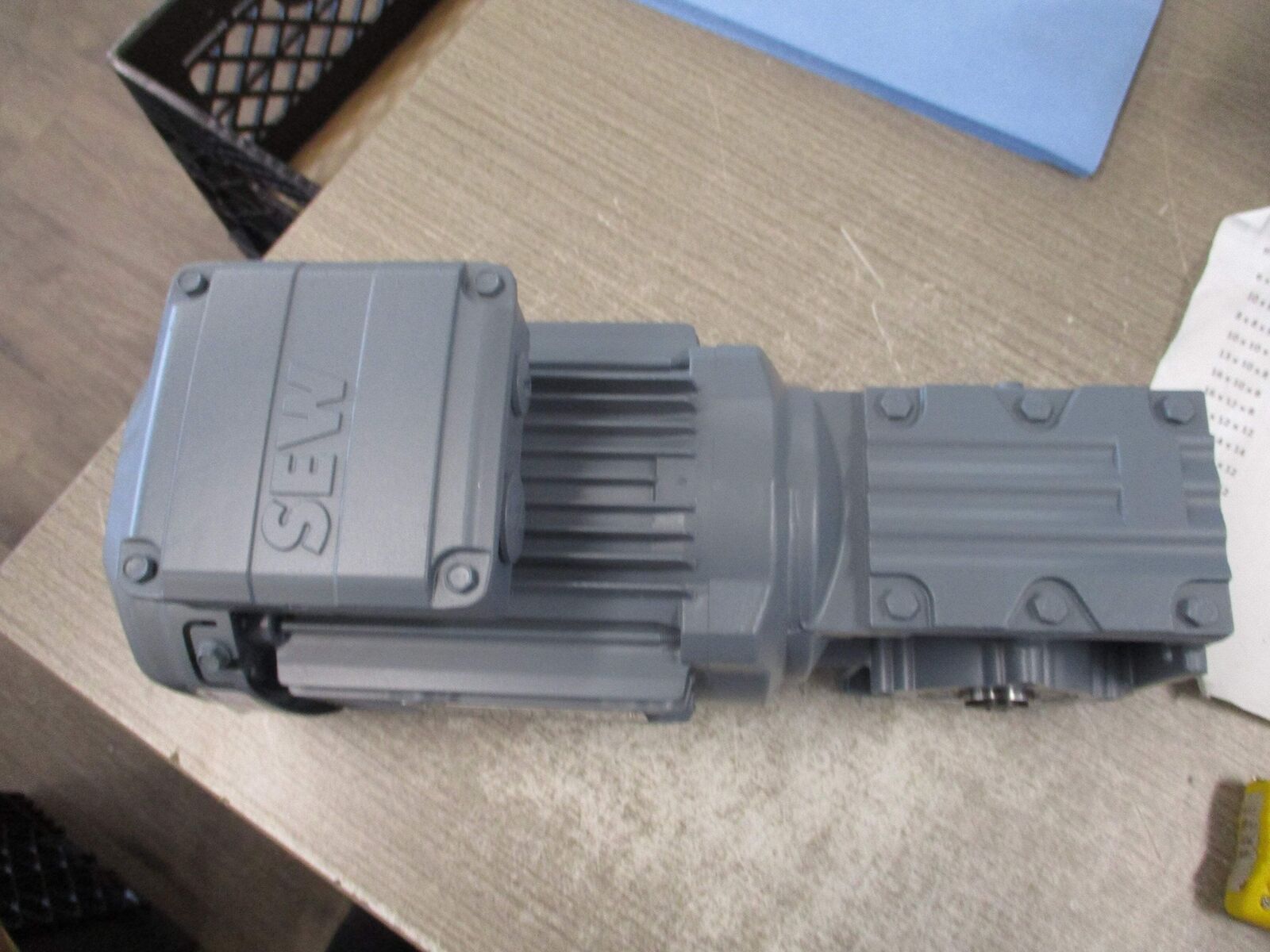 Sew-Eurodrive Gearmotor WA30 DRE80M4/M0 1SN361 1HP Ratio 6.57:1 266RPM Output Ne