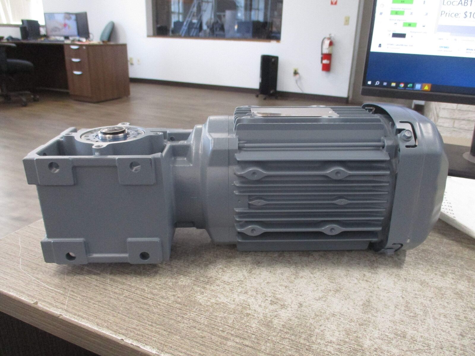 Sew-Eurodrive Gearmotor WA30 DRE80M4/M0 1SN361 1HP Ratio 6.57:1 266RPM Output Ne