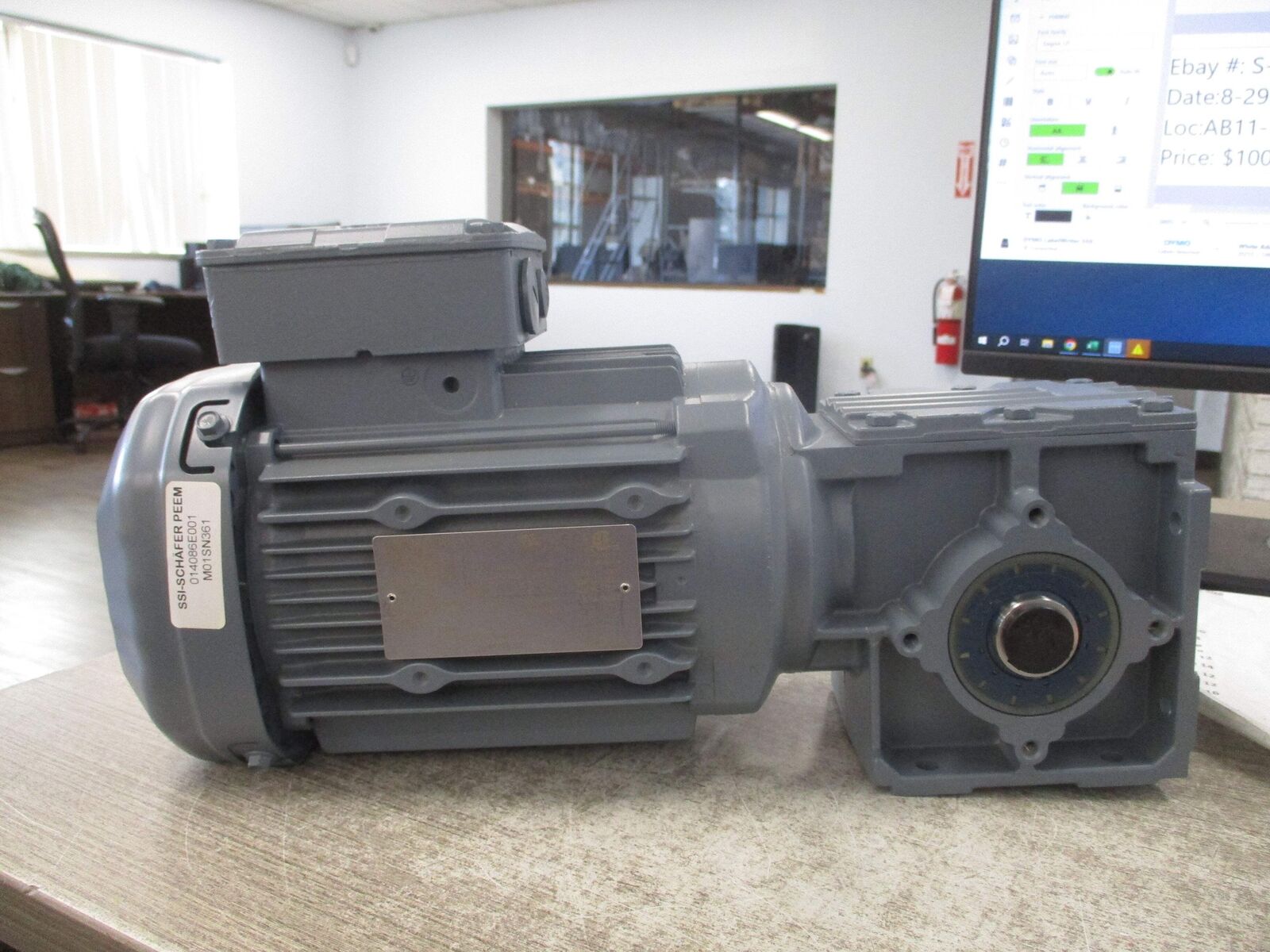 Sew-Eurodrive Gearmotor WA30 DRE80M4/M0 1SN361 1HP Ratio 6.57:1 266RPM Output Ne