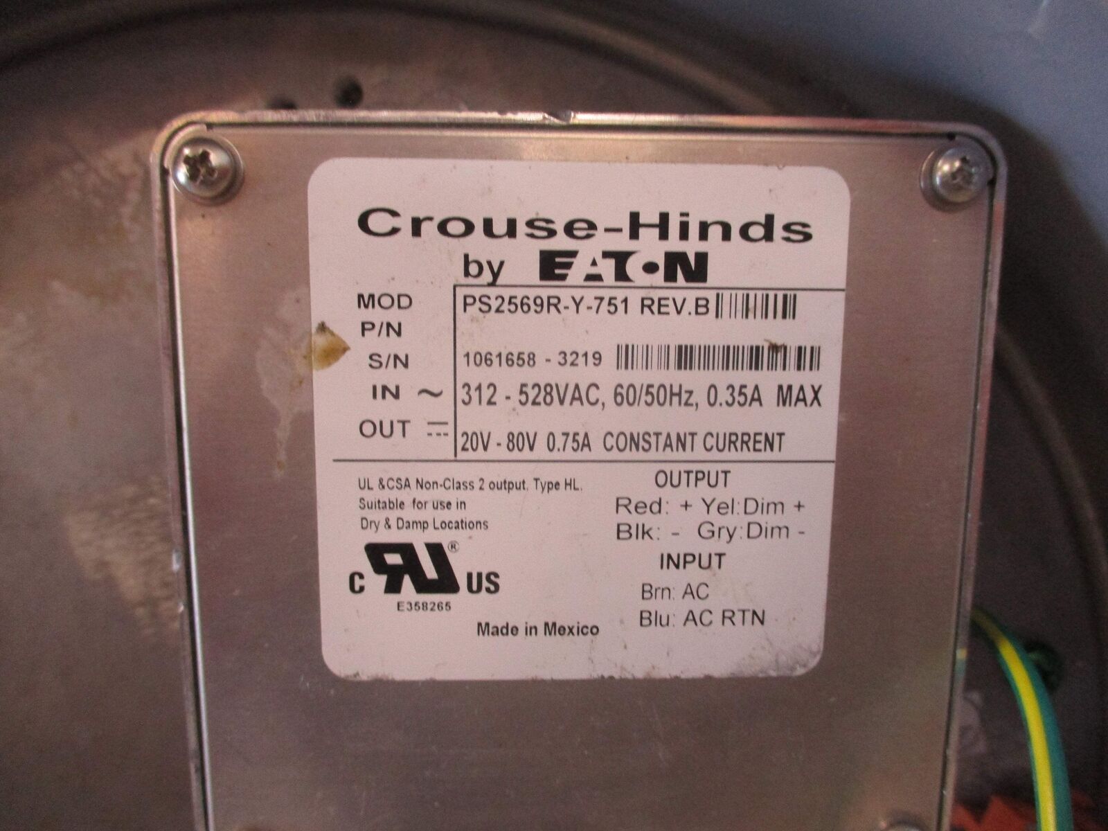 Eaton Crouse-Hinds Series Luminaire Fitting VMV7L2A/UNV1 S890 100-277V 50/60Hz 5