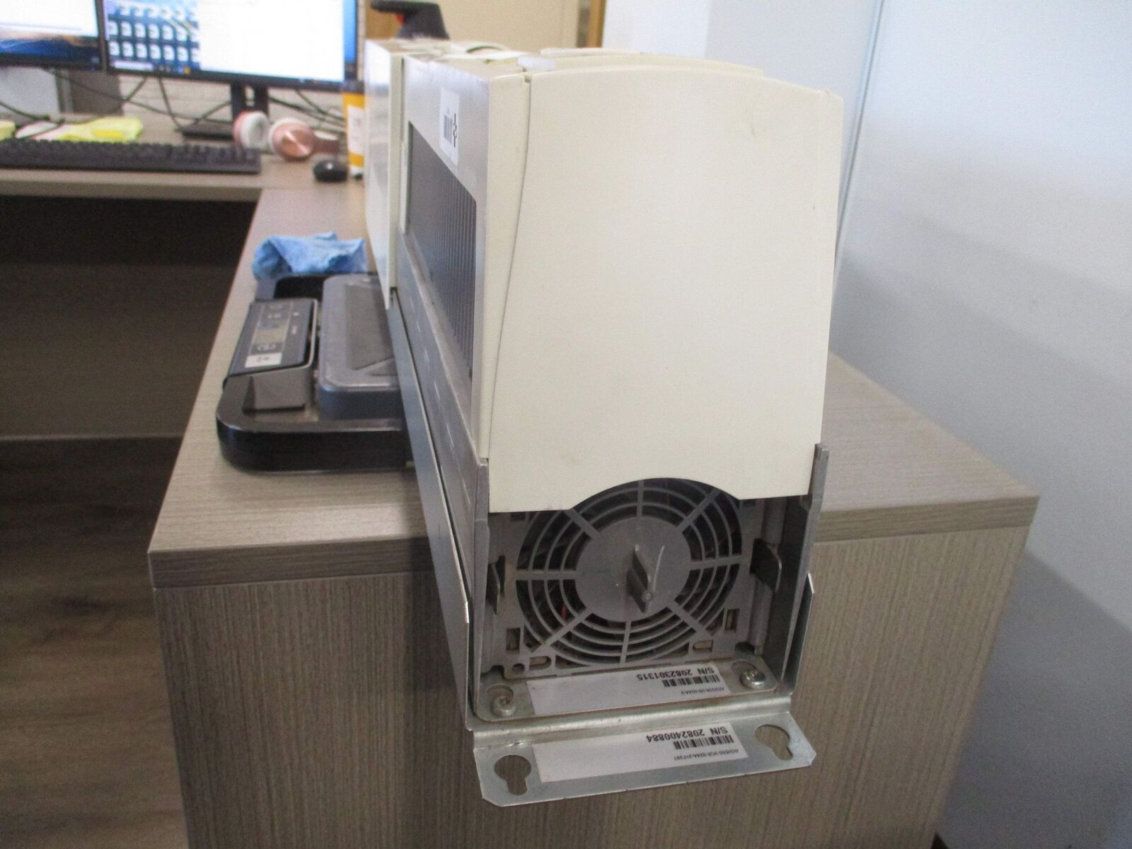 ABB ACH550 AC Drive W/Bypass ACH550-VCR-024A-2+F267 7.5HP 3Ph Input: 3PH 48-63Hz