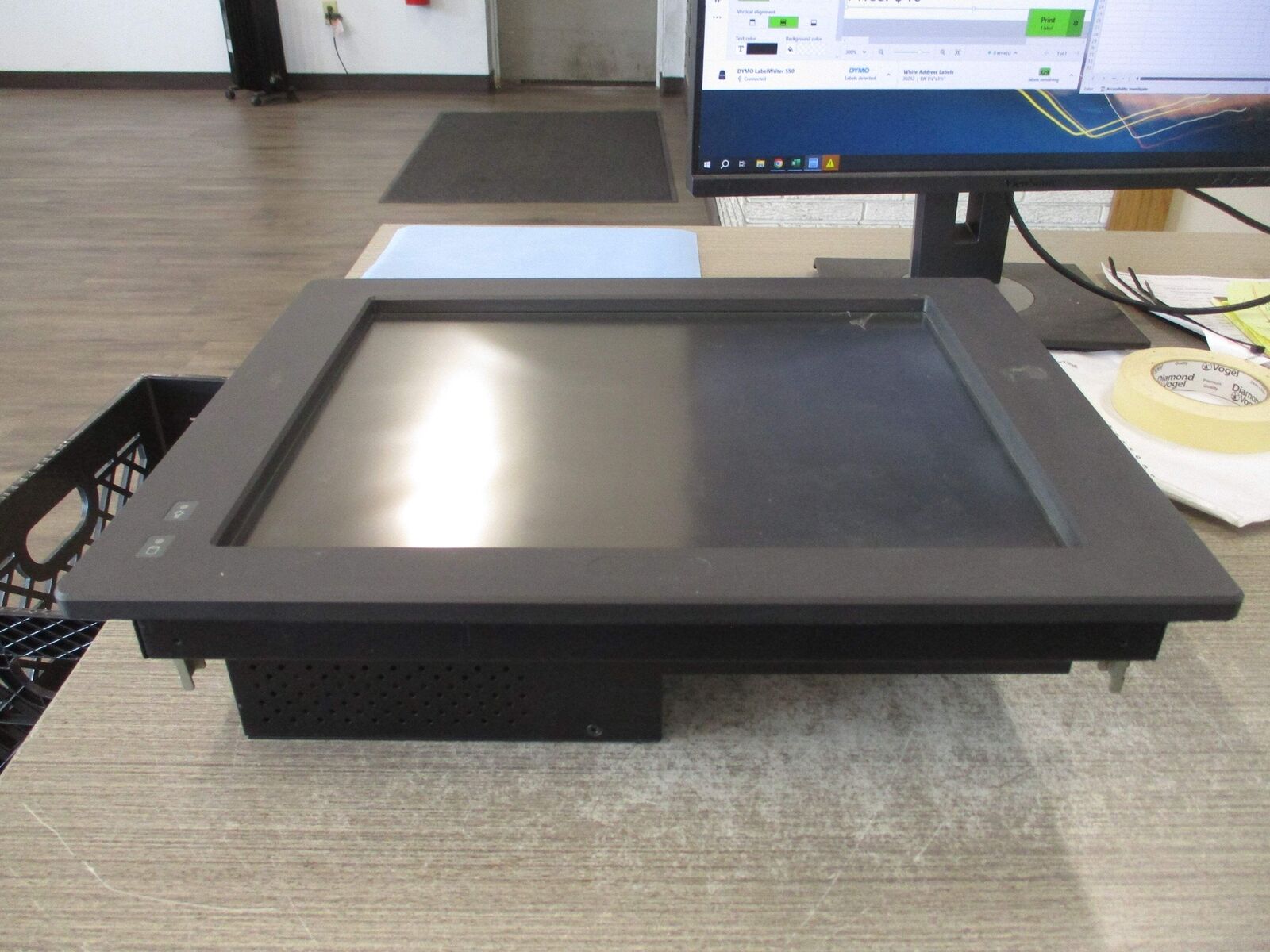 Dynamic Displays,Inc. Industrial Panel PC QES1517-505 Rev. 2 17" 100-240V 3A 50/