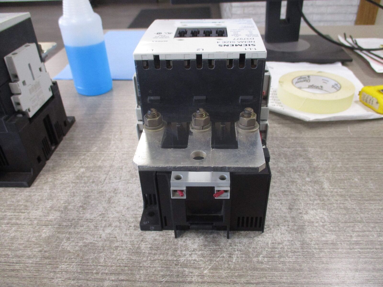 Siemens Size 4 Contactor D37977 440-480V Coil Used