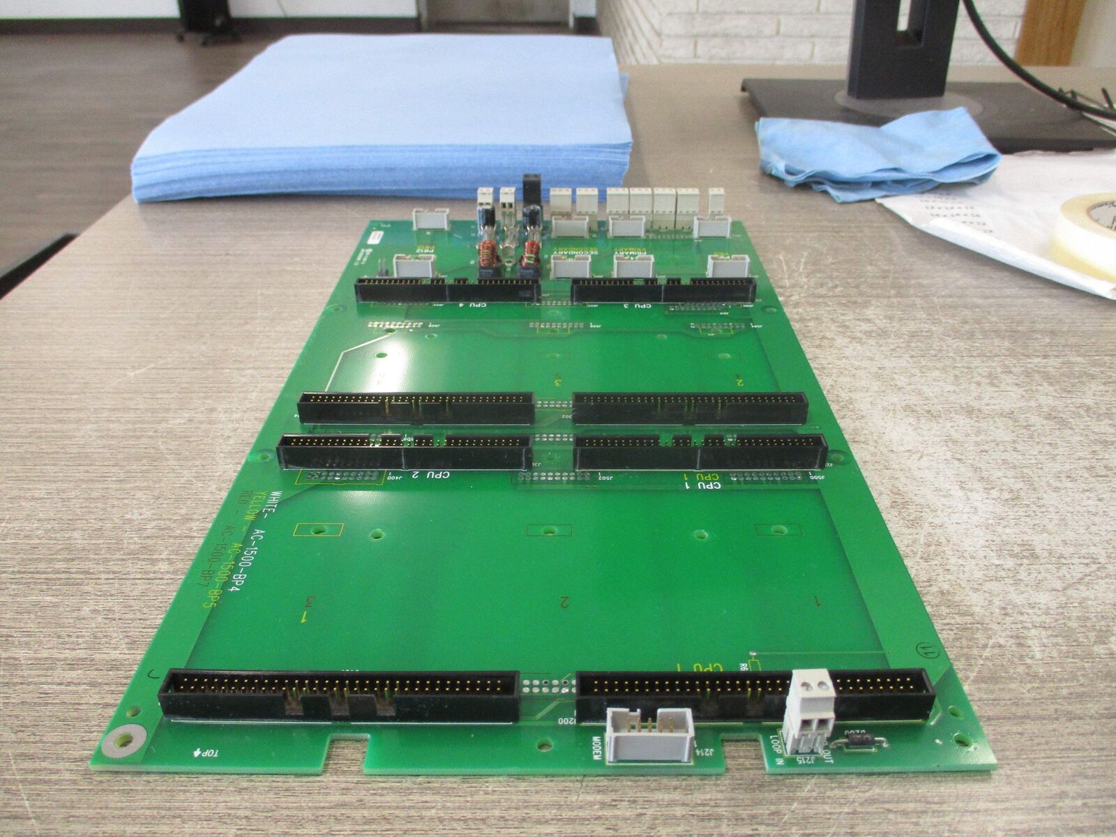 Sielox AC-1500-BP Backplane 5600004 Rev. 01 Used