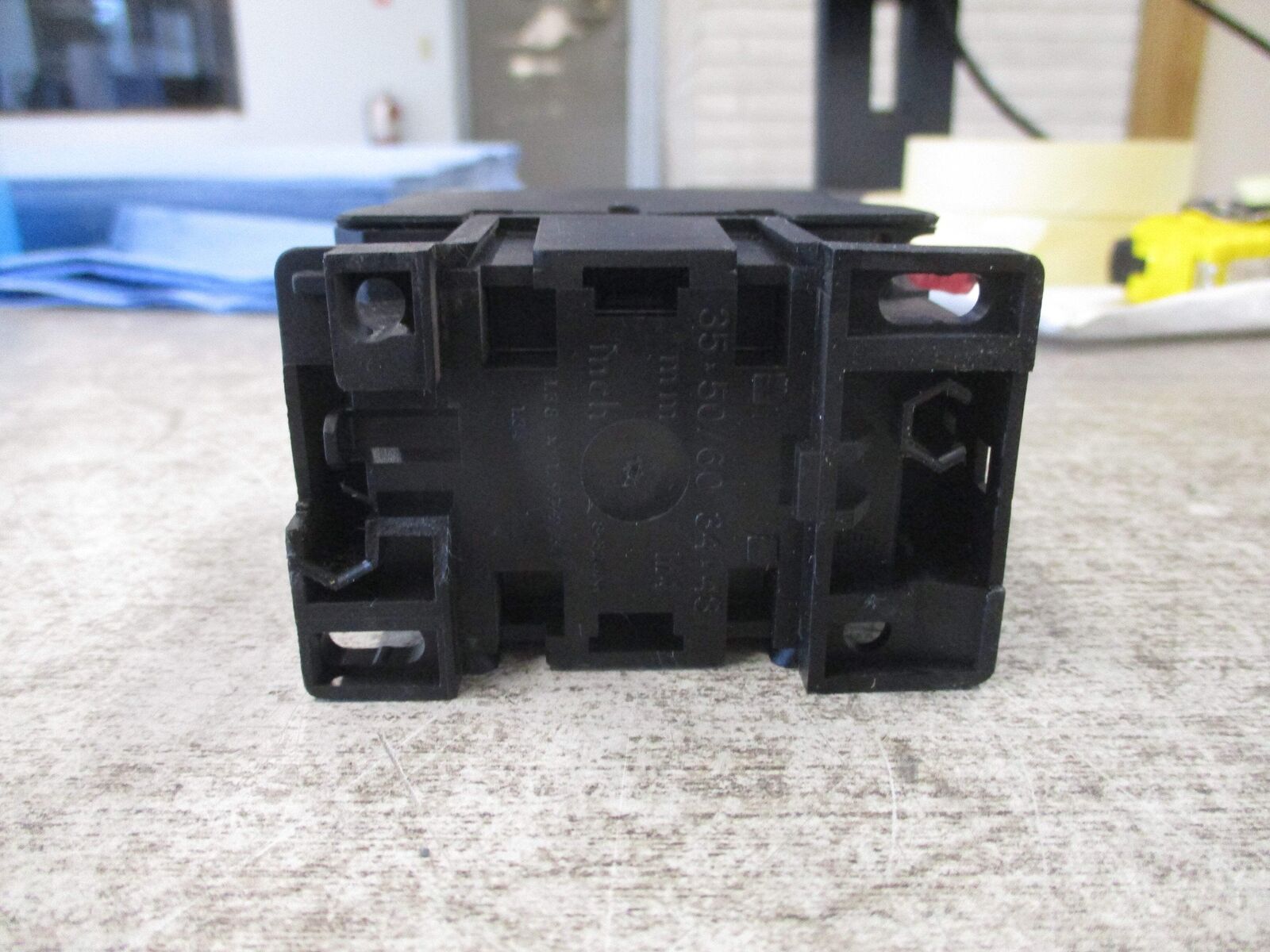 Telemecanique Contactor LC1 D18 10 120V Coil 32A 600V Used