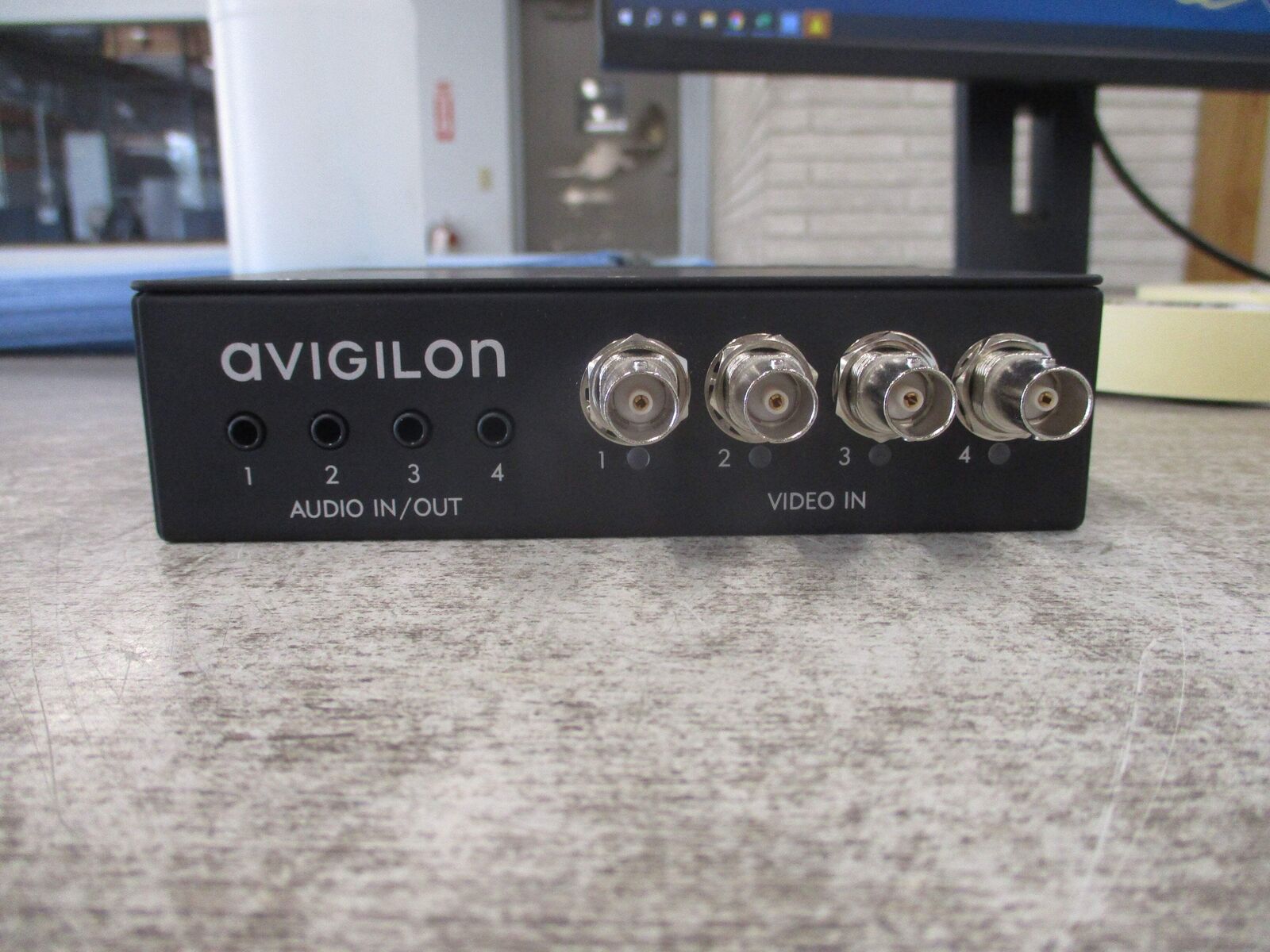 Avigilon Analog Video Encoder ENC-4P-H264 12VDC 24VAC 4-Port Used