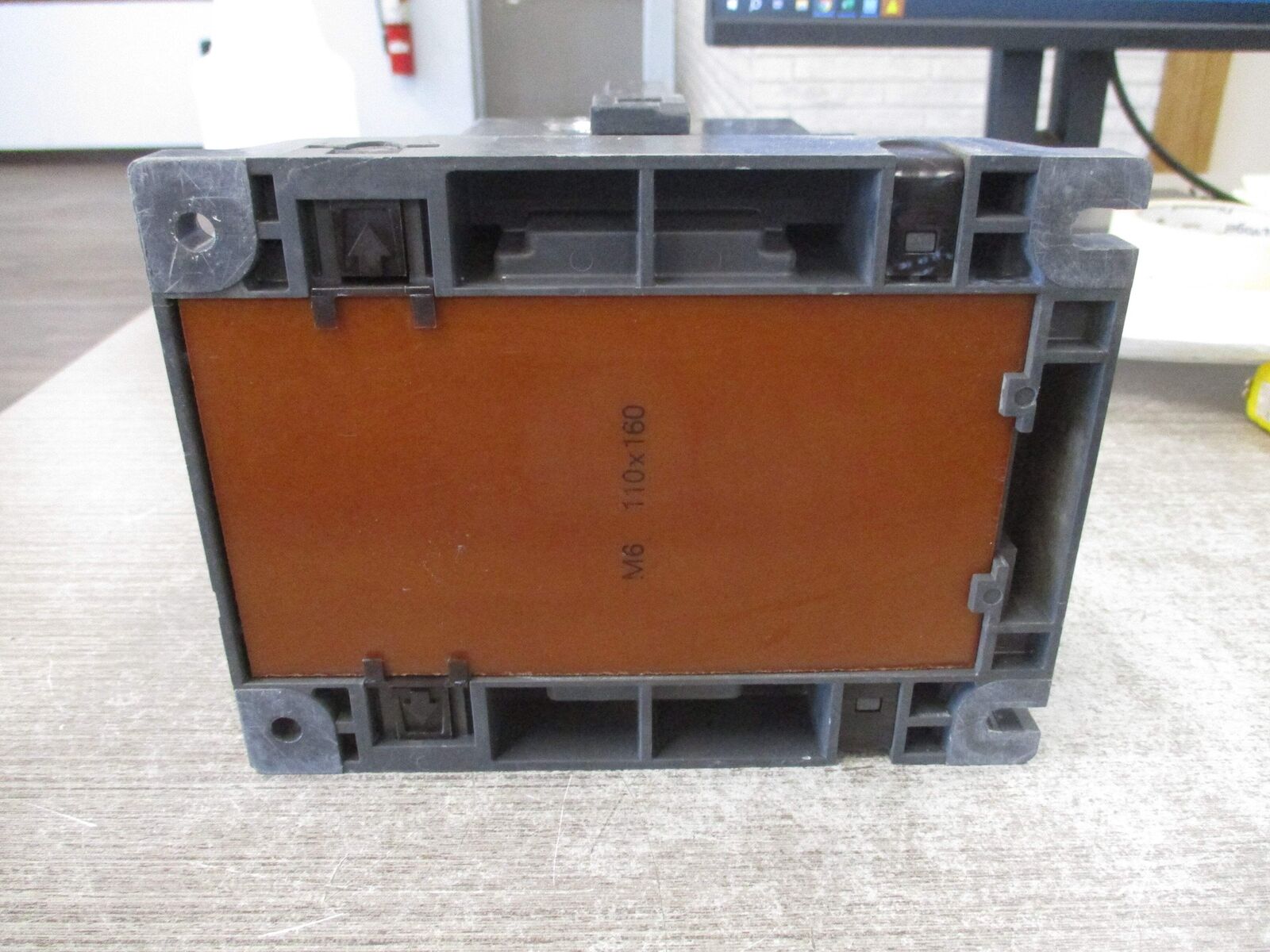 Siemens Contactor 3TF52 Size 4 135A 600V 460V Coil Used