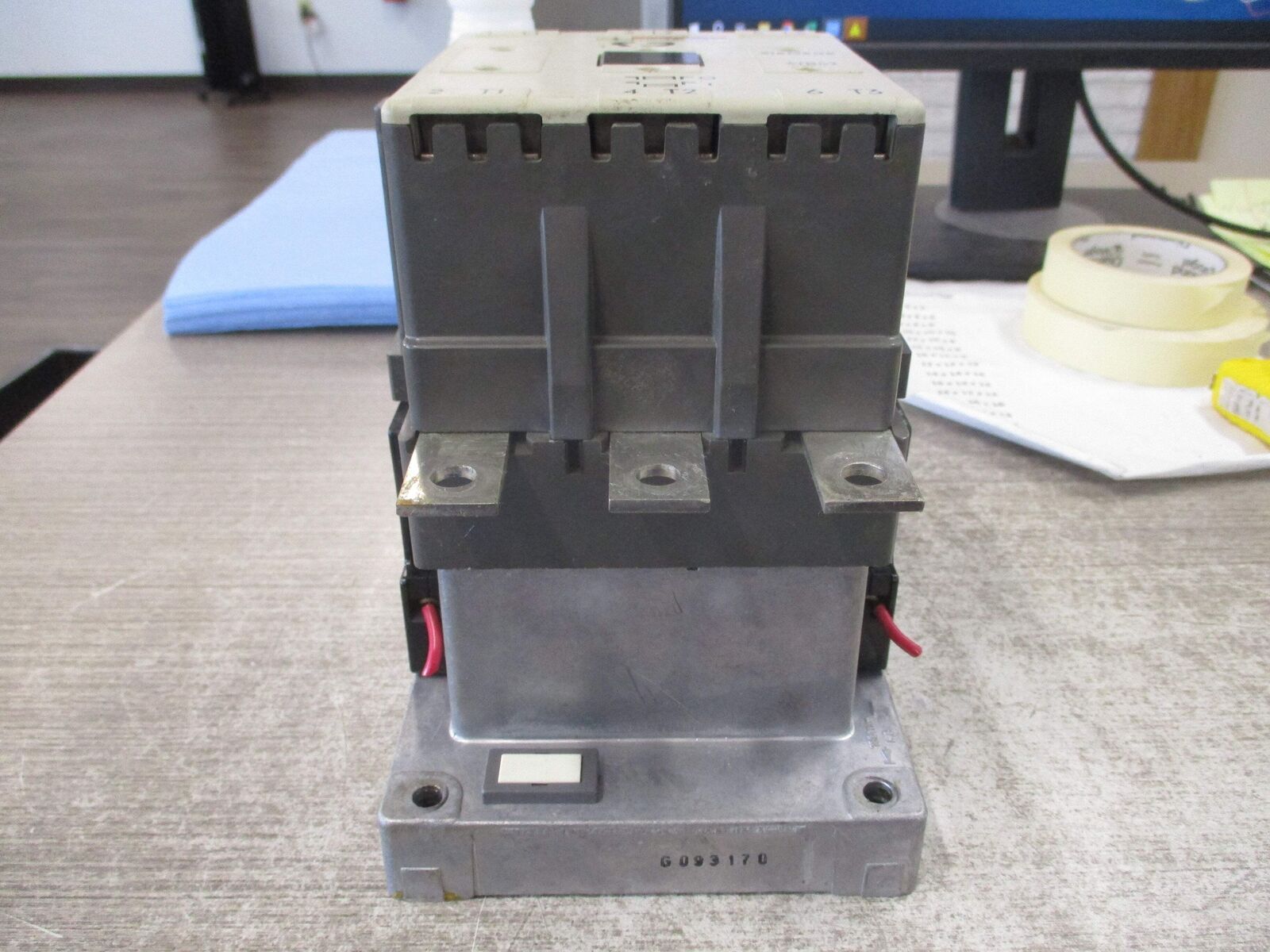 Siemens Size 4 Contactor CXL4M*3 120V coil 135A 600V Used