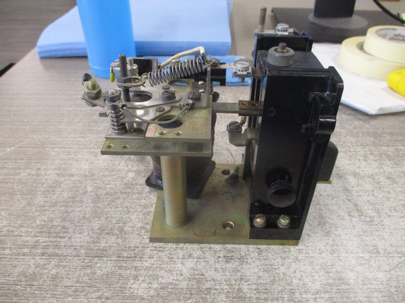 Westinghouse Type AV Relay 32A1528G06 Used