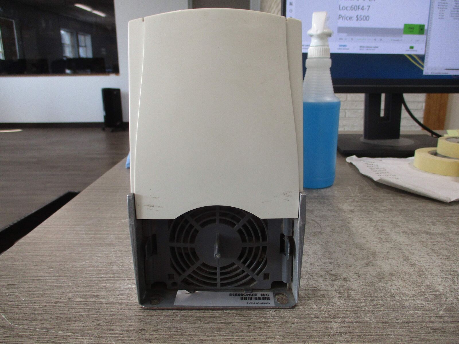 ABB ACH550 AC Drive ACH550-UH-017A-2 5HP/2HP Input: 3PH 48-63HZ 208-240VAC 17A /