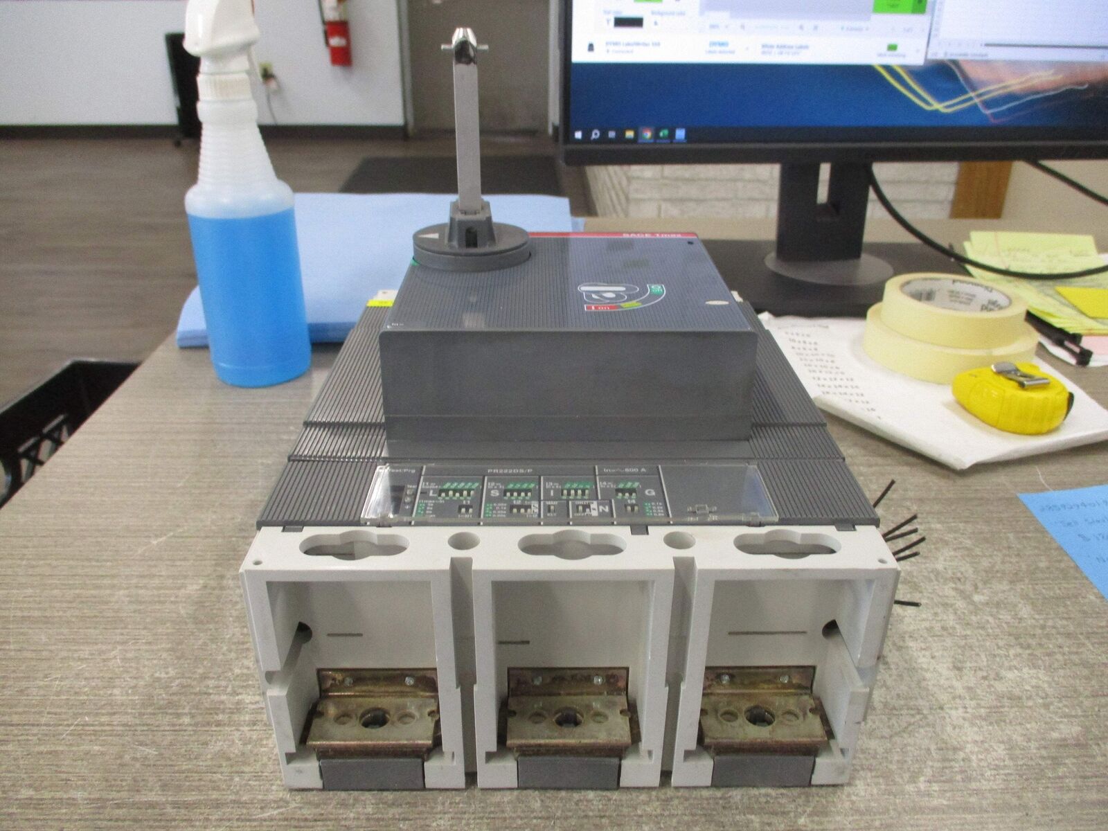 ABB SACE Tmax Breaker Disconnect T6L 800 PR222DS/P 800A 600V 3P *No Handle* * Mi