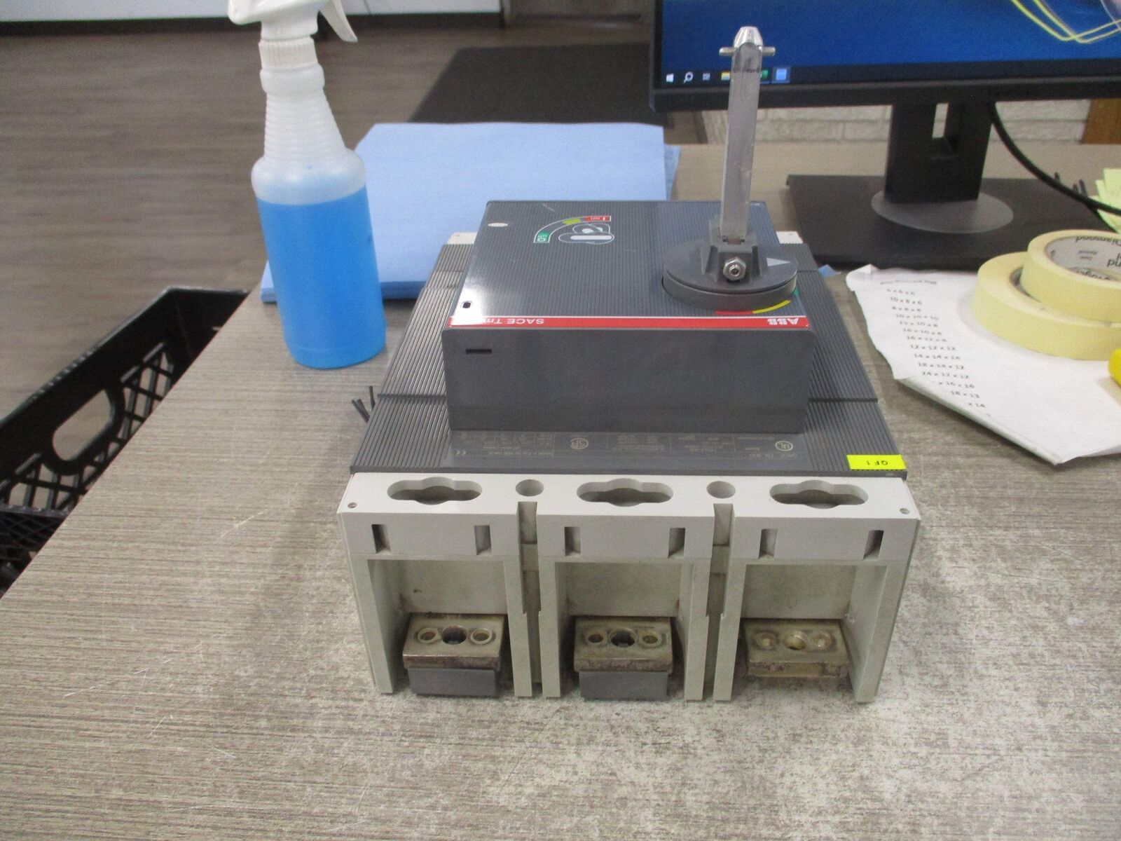 ABB SACE Tmax Breaker Disconnect T6L 800 PR222DS/P 800A 600V 3P *No Handle* Used