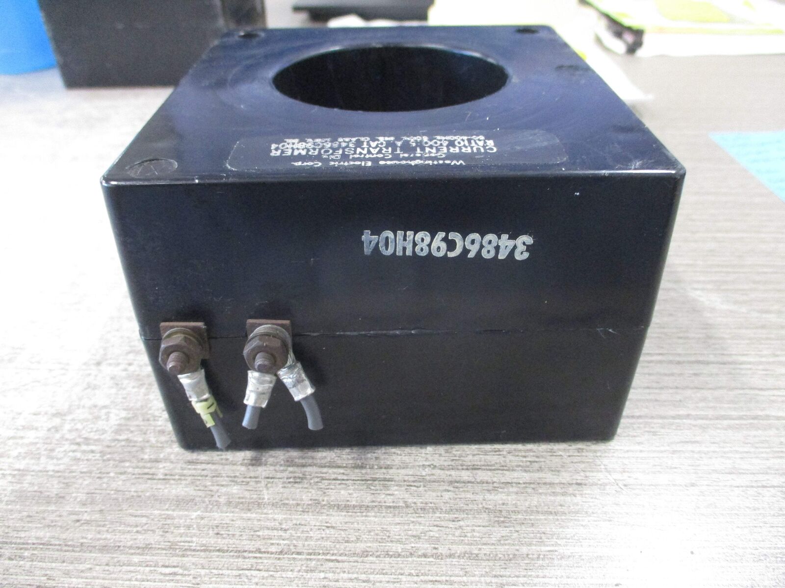 Westinghouse Current Transformer 3486C98H04 Ratio 400:5A 600V 50-400Hz 10kV BIL