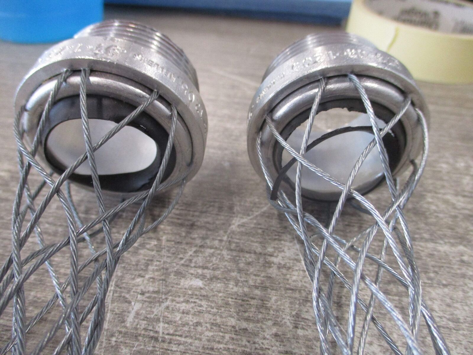 Kellems Strain Relief Grip 073-03-1205 0.97-1.25 *Lot of 2* *No Gasket* *No Nut