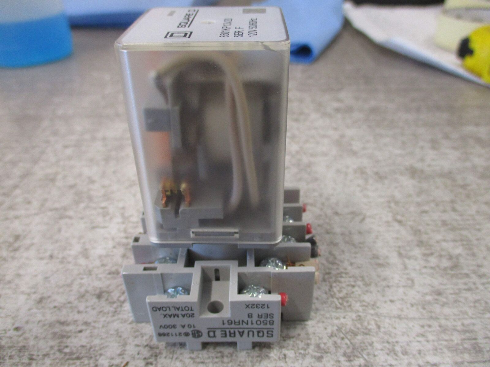 Square D Relay 8501KP13V20 Ser. F 120V coil W/Base Used